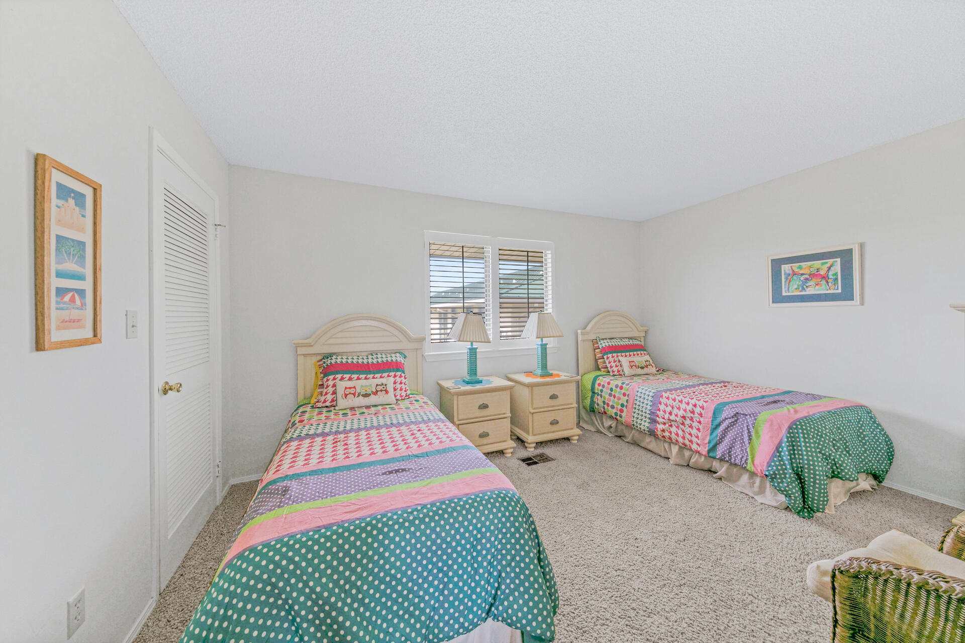 SANDPRINTS CONDO - Residential