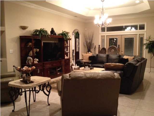 FOX VALLEY - Residential