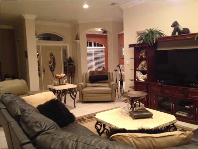 FOX VALLEY - Residential