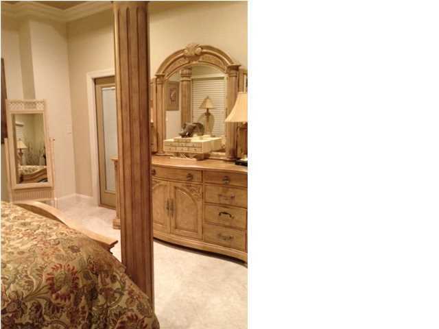 FOX VALLEY - Residential