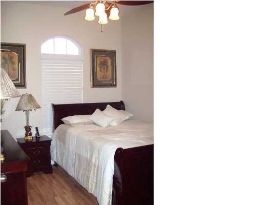 FOX VALLEY - Residential