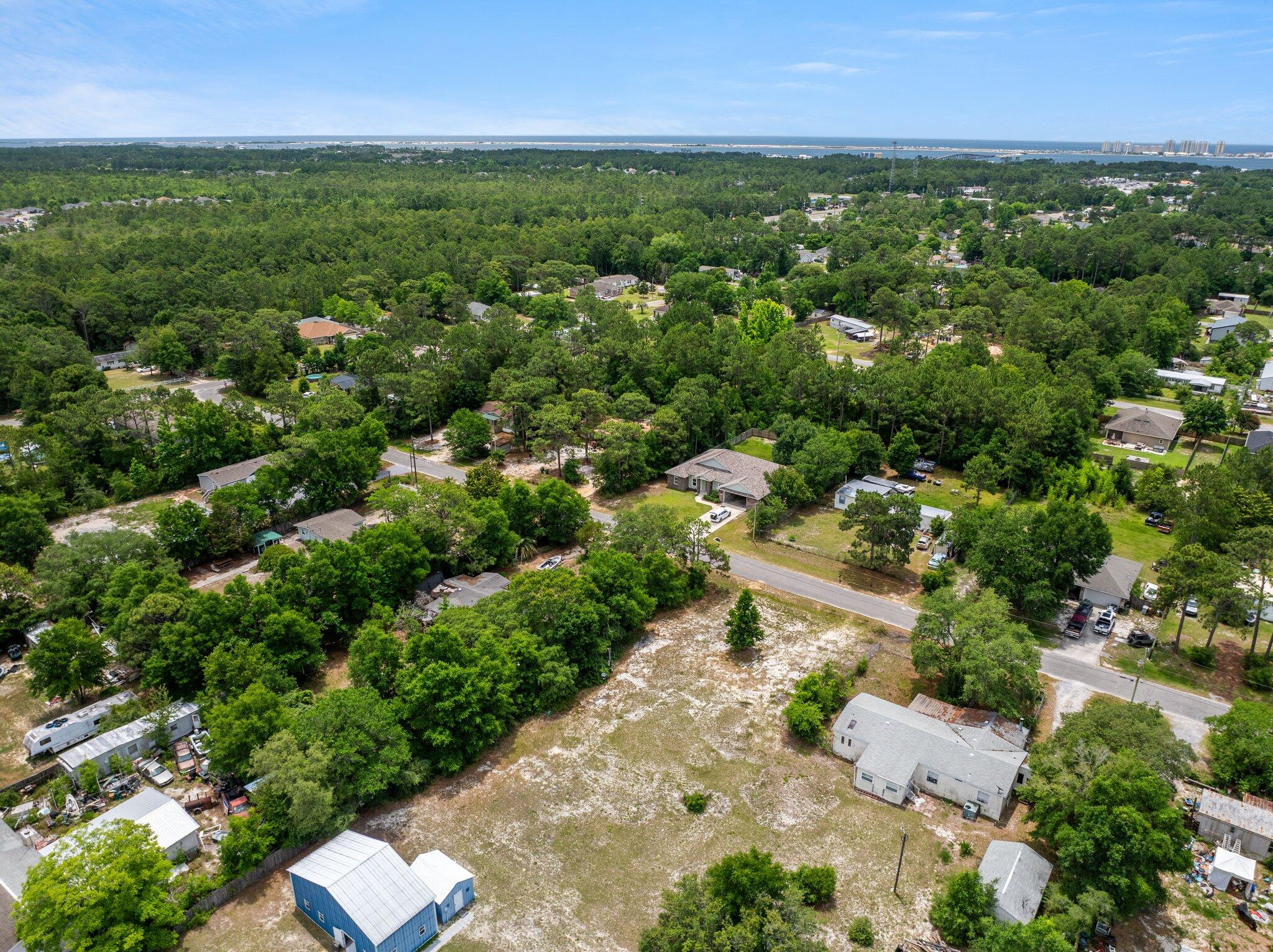 NO RECORDED SUBDIVISION - Land