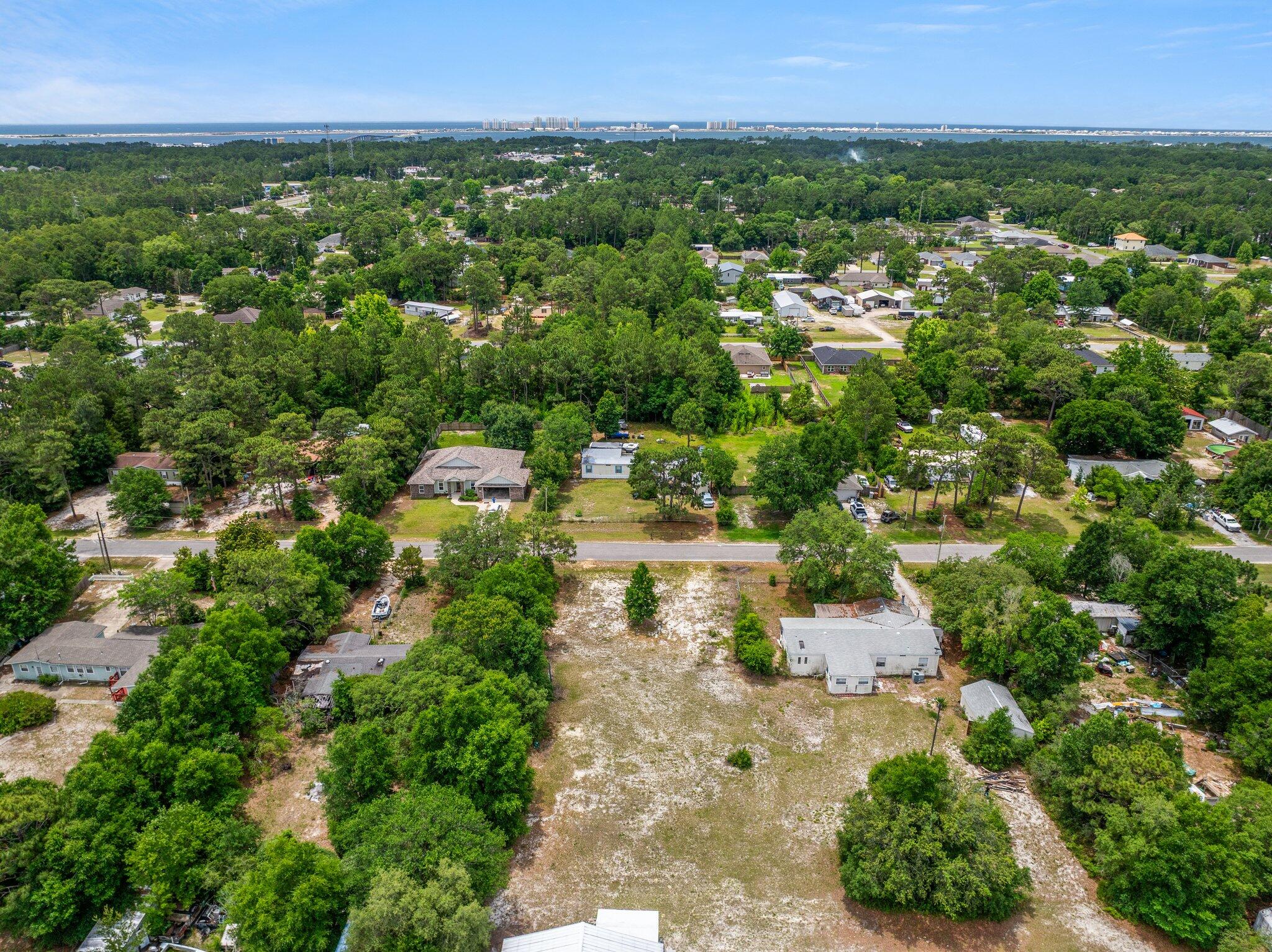 NO RECORDED SUBDIVISION - Land