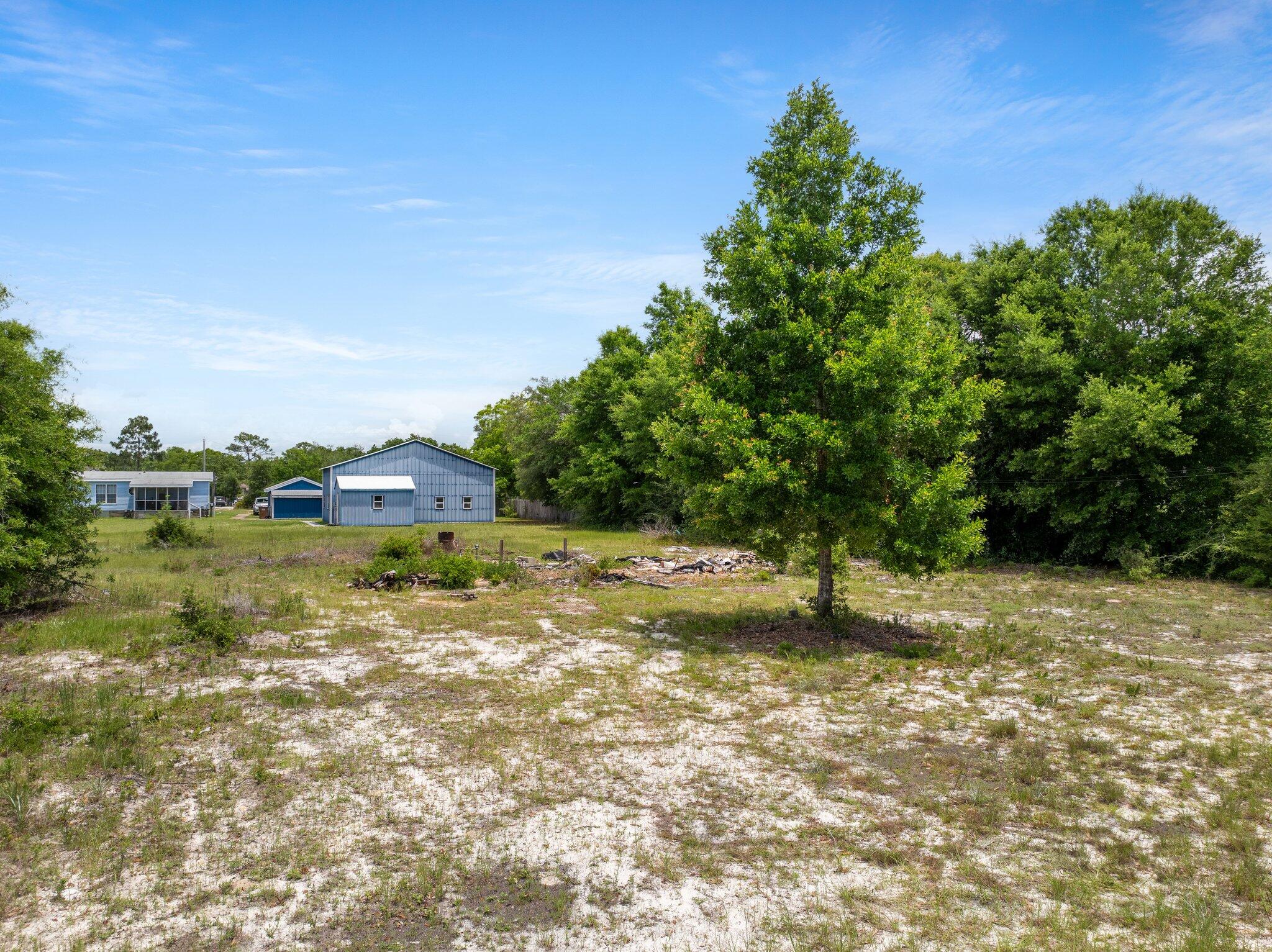 NO RECORDED SUBDIVISION - Land
