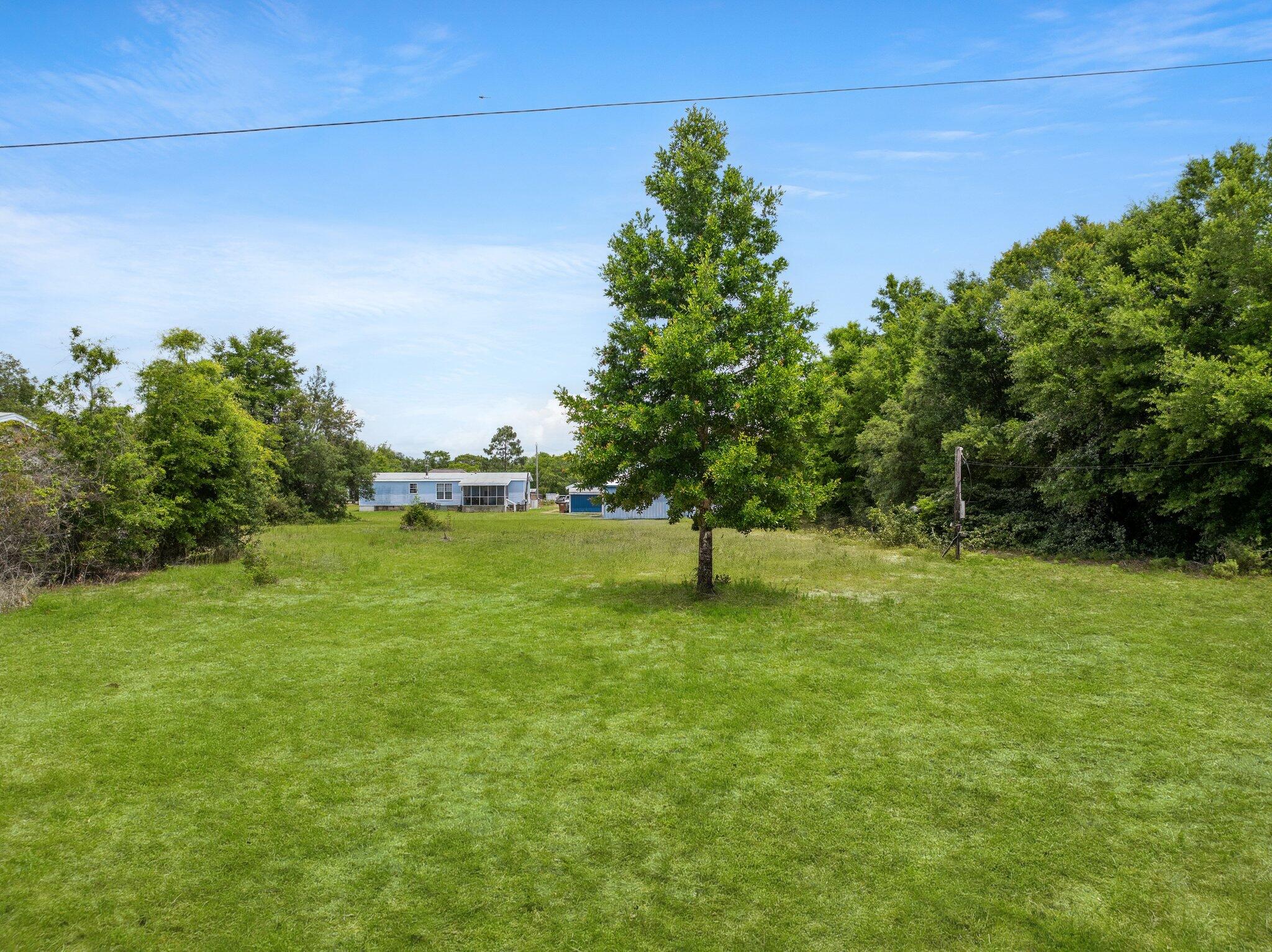NO RECORDED SUBDIVISION - Land