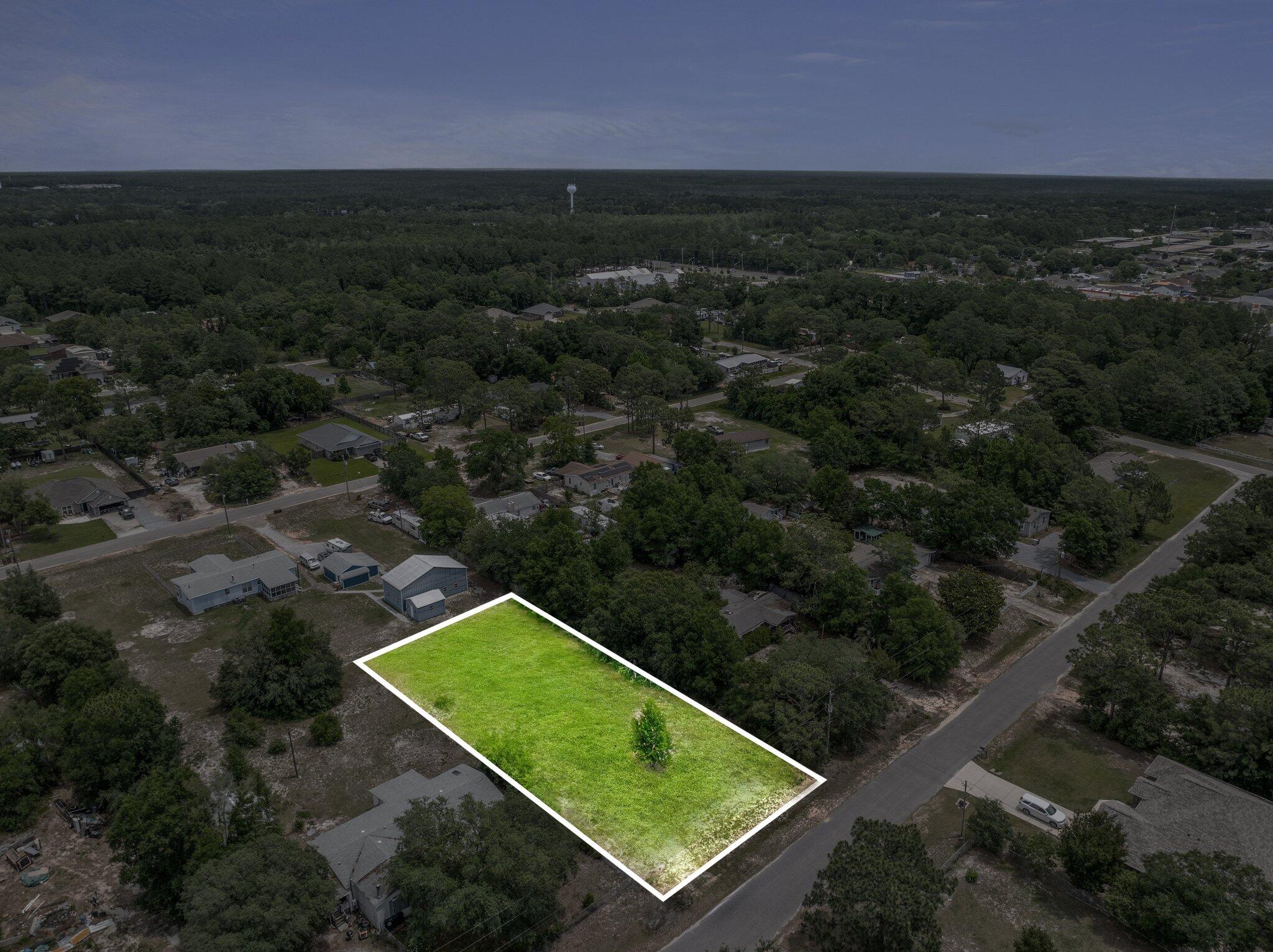 NO RECORDED SUBDIVISION - Land