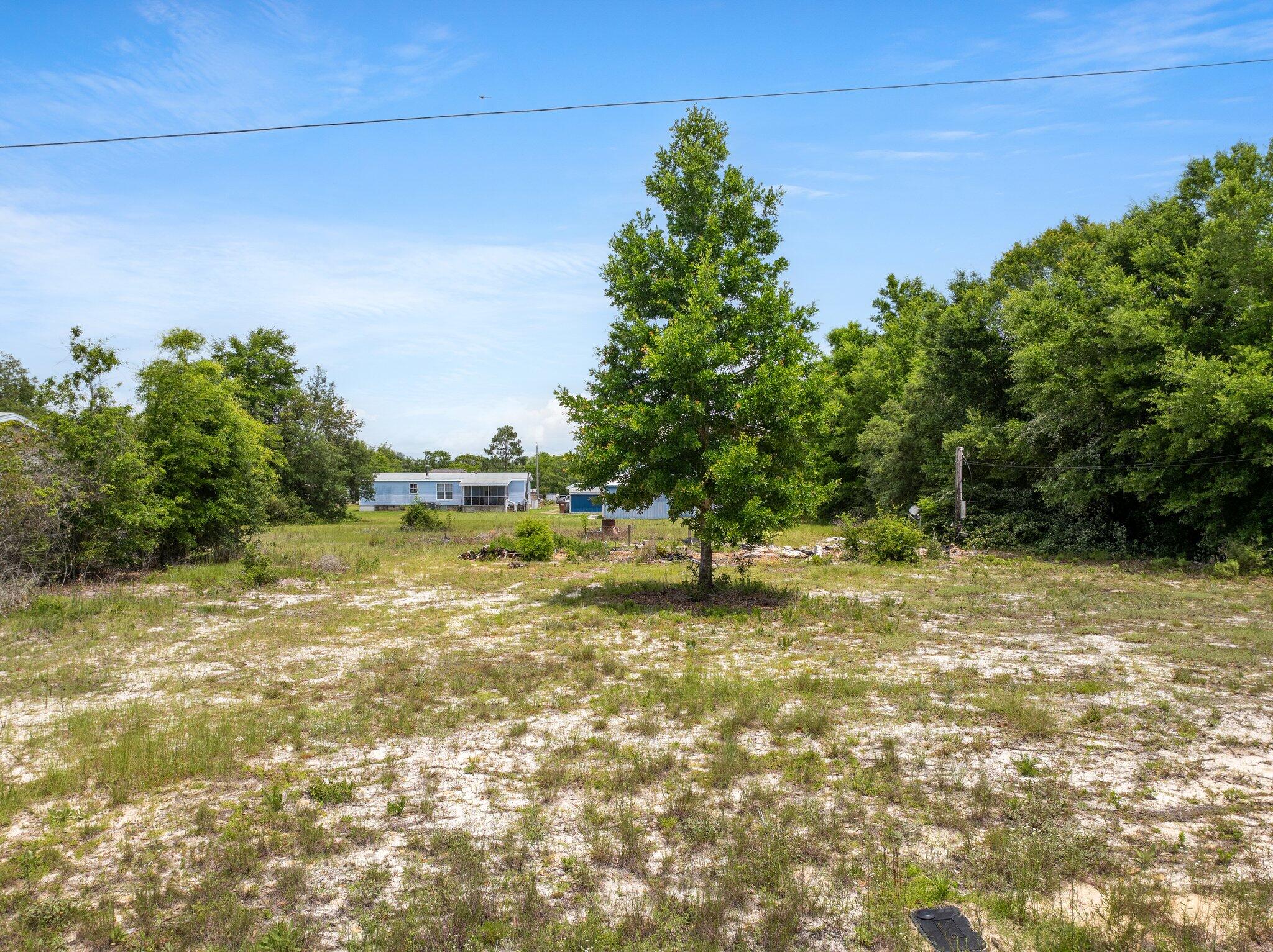 NO RECORDED SUBDIVISION - Land