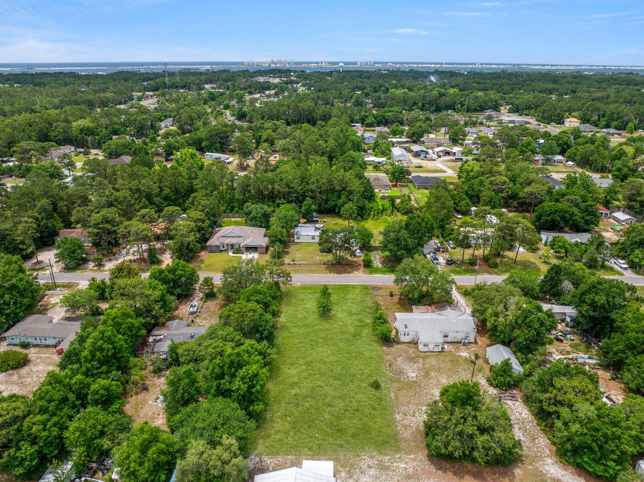 NO RECORDED SUBDIVISION - Land