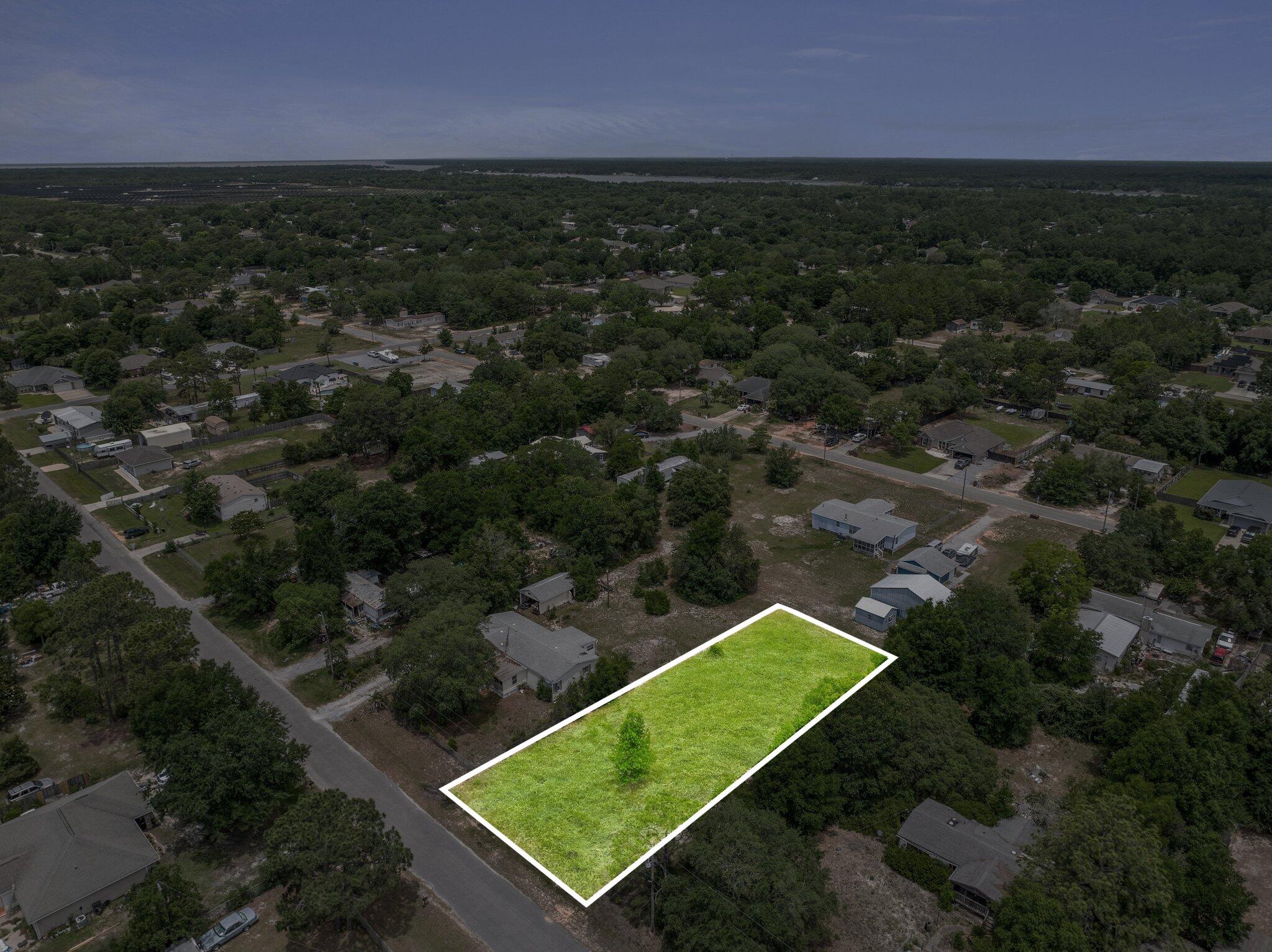 NO RECORDED SUBDIVISION - Land