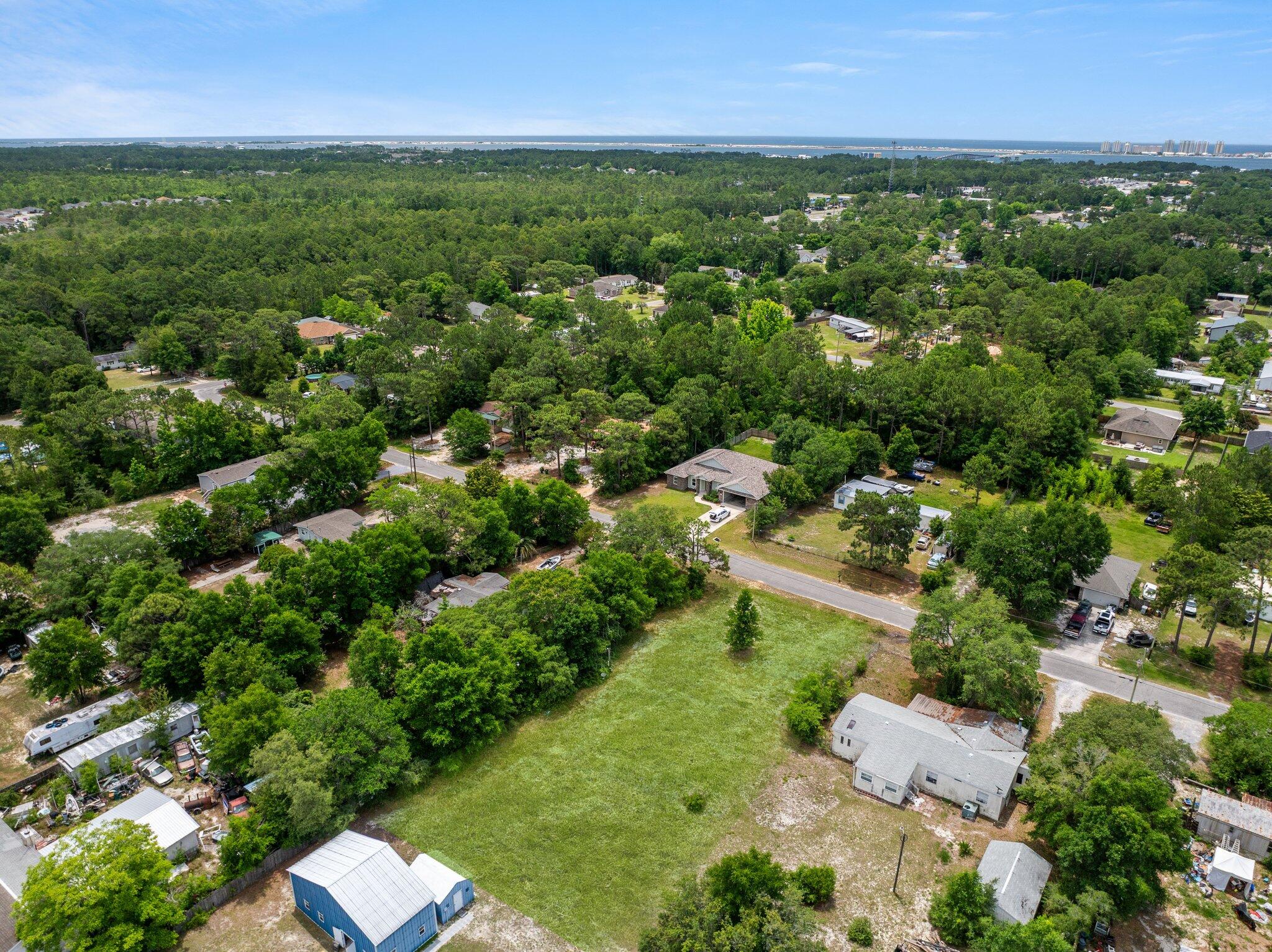 NO RECORDED SUBDIVISION - Land