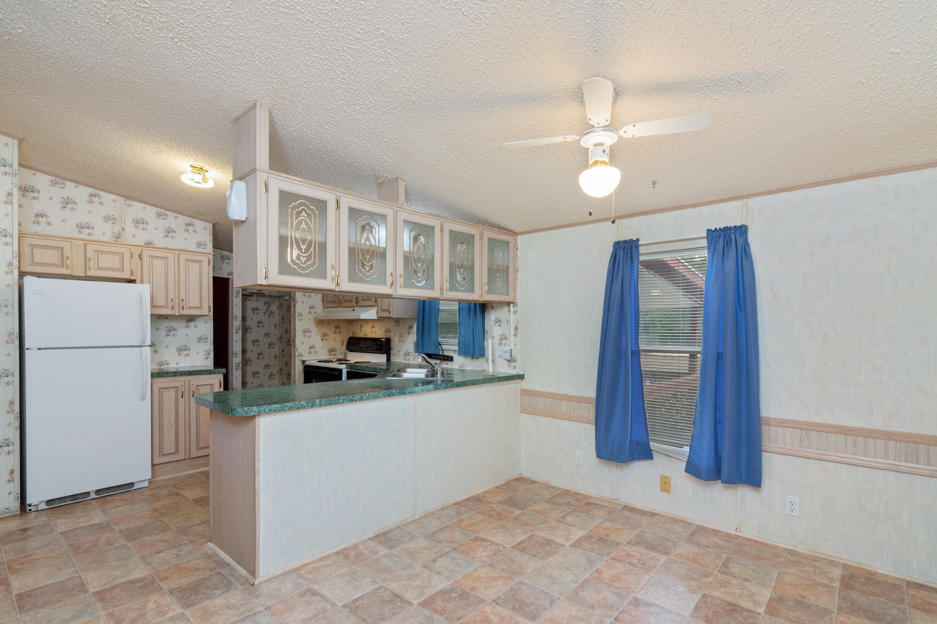 OAKWOOD HILLS UNIT 1 - Residential