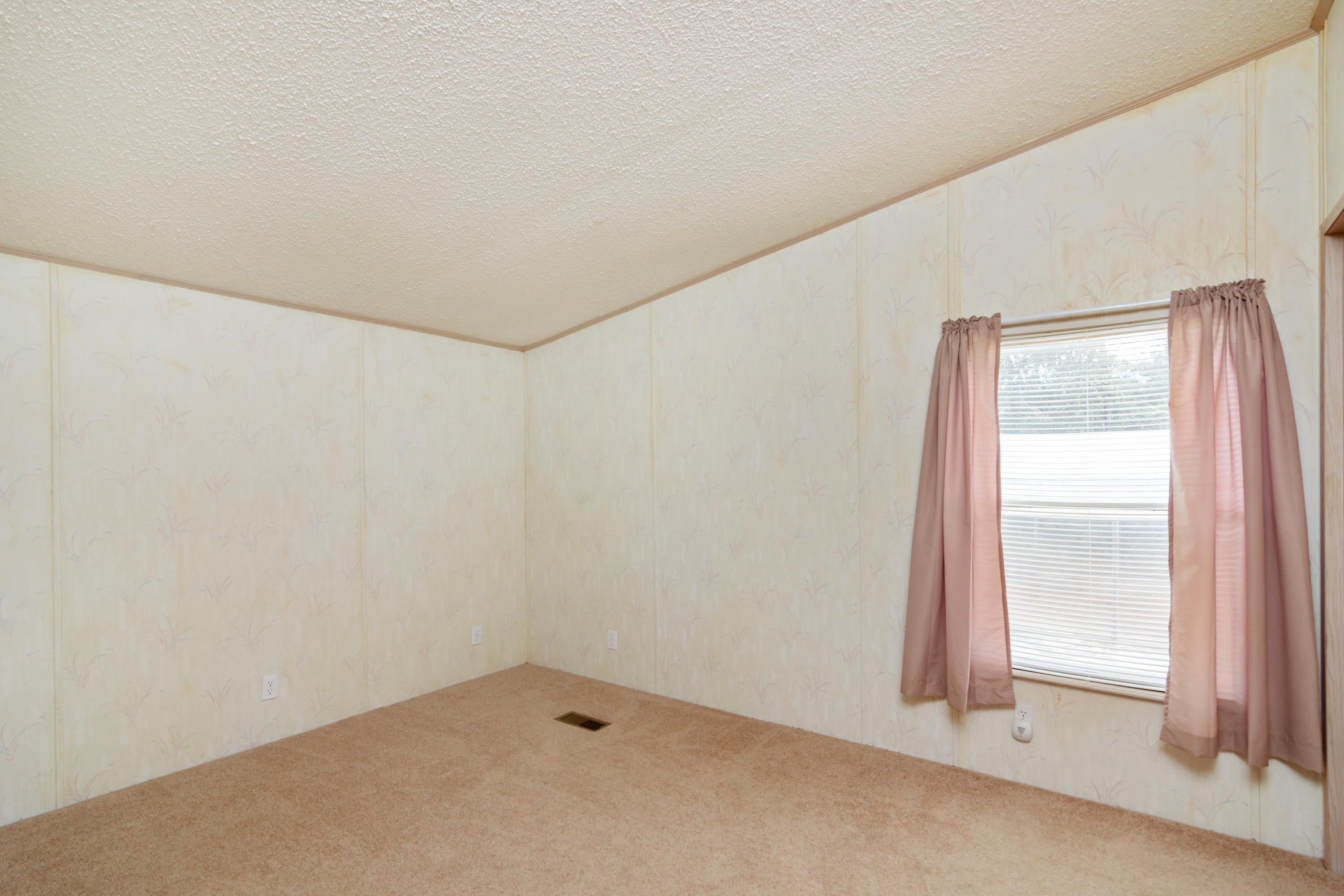 OAKWOOD HILLS UNIT 1 - Residential