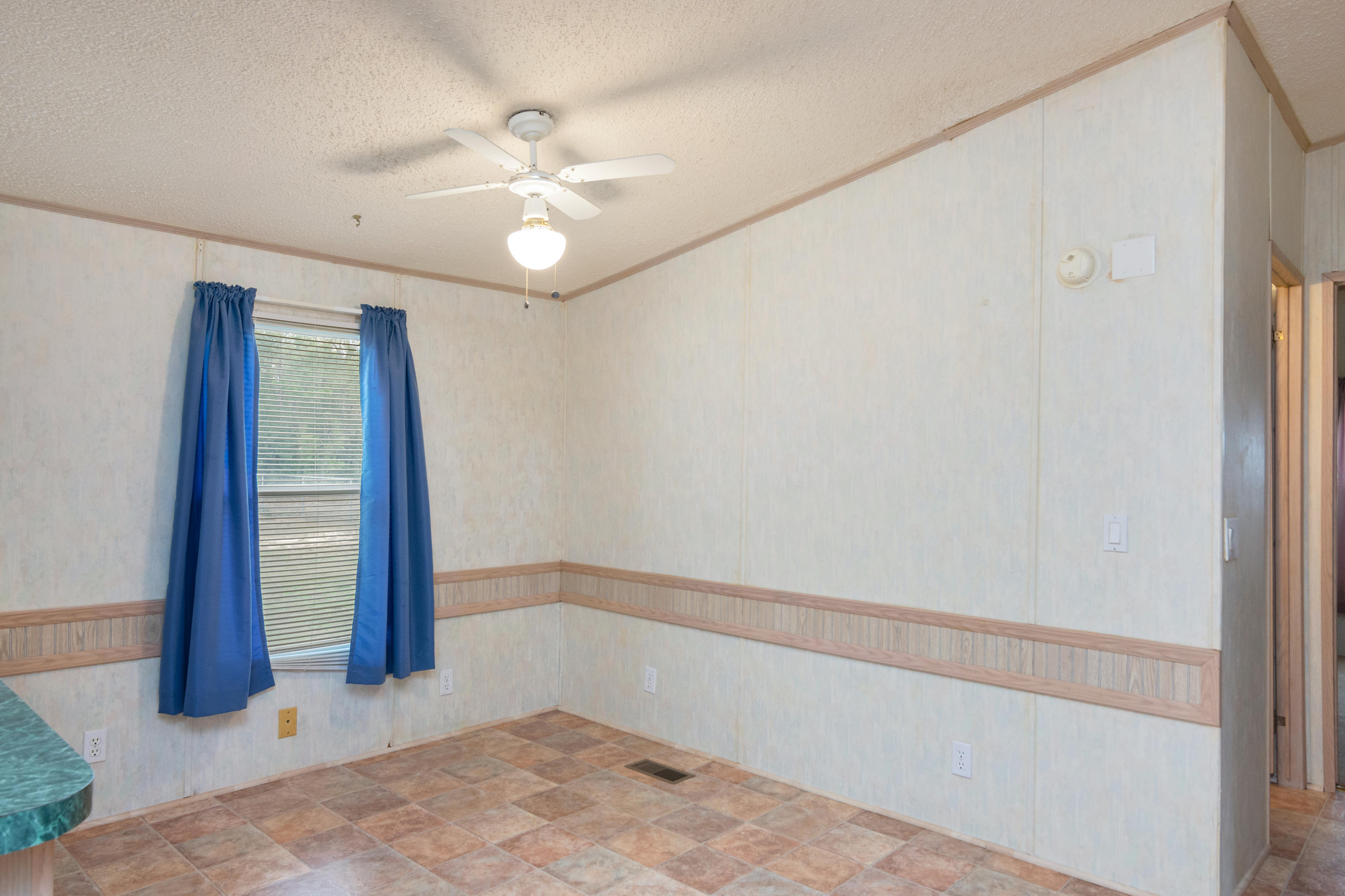 OAKWOOD HILLS UNIT 1 - Residential