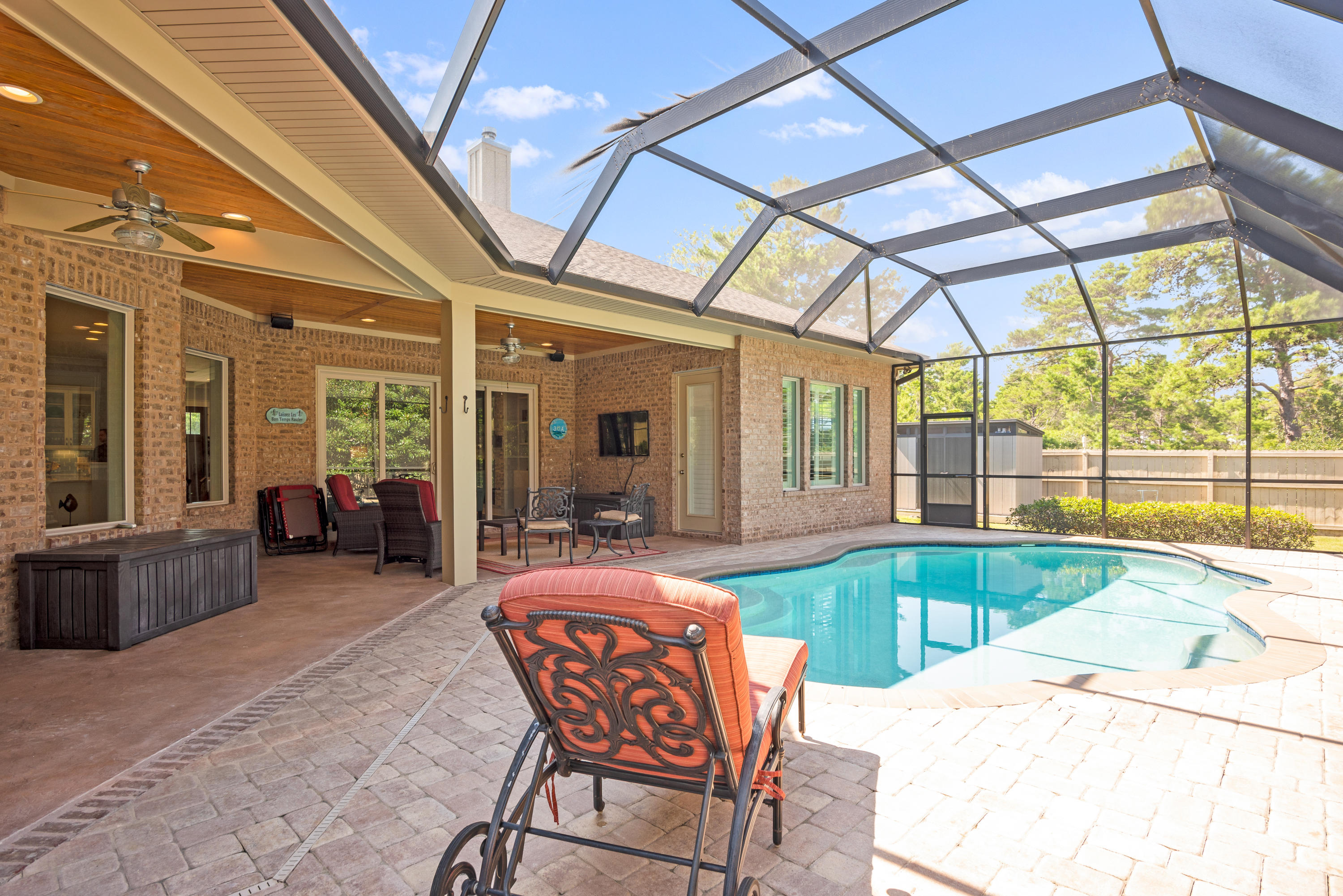 SANTA ROSA RIDGE - Residential