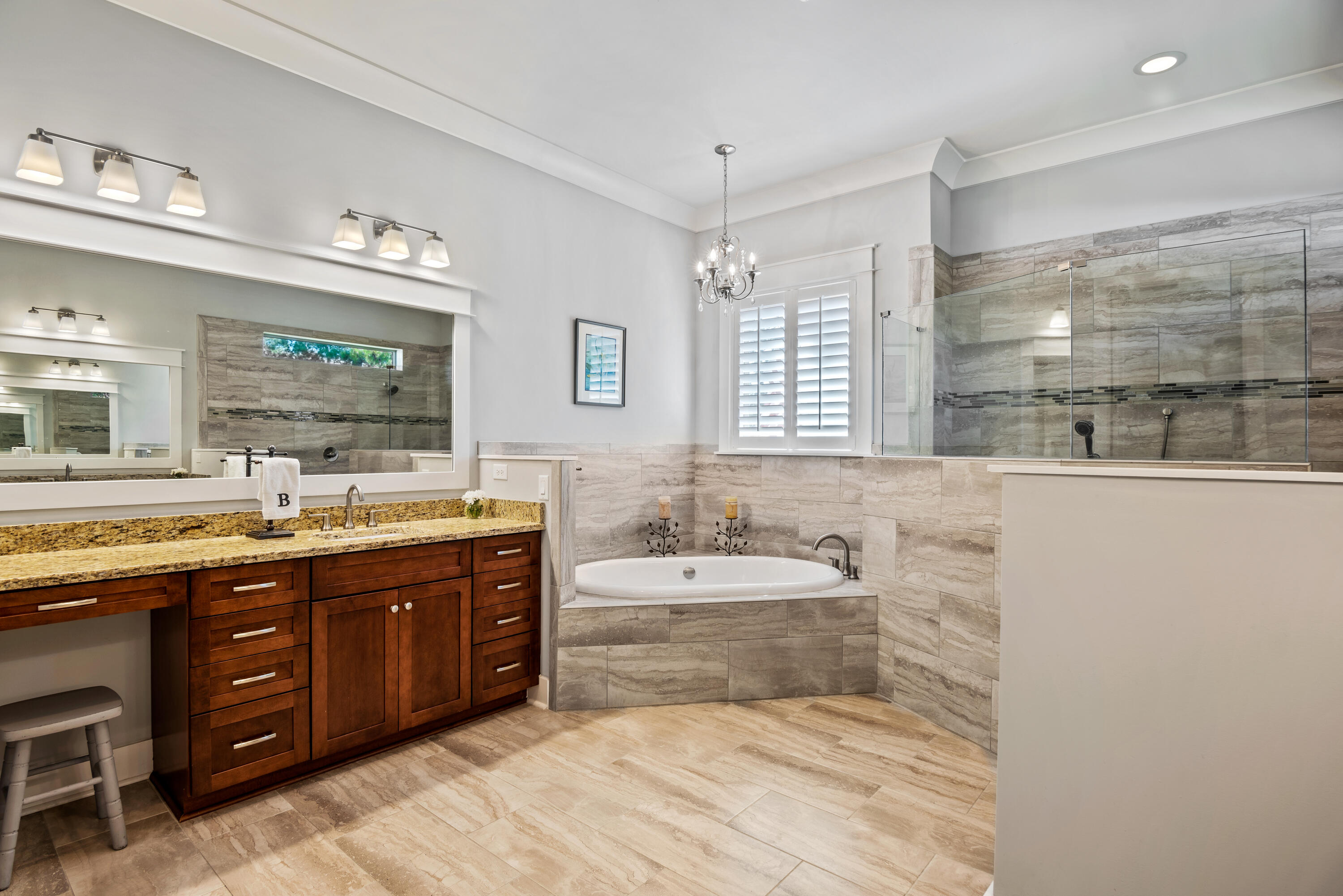 SANTA ROSA RIDGE - Residential