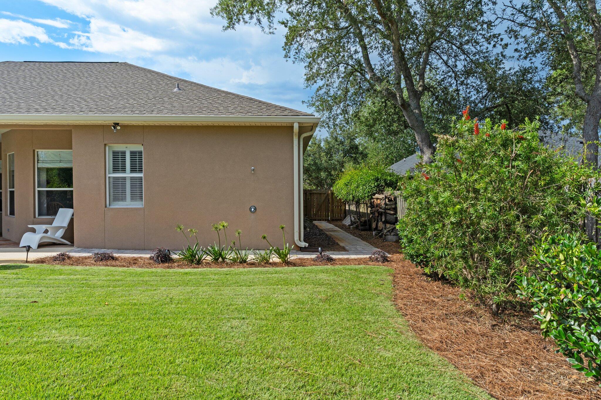 WINDSOR FOREST - Residential