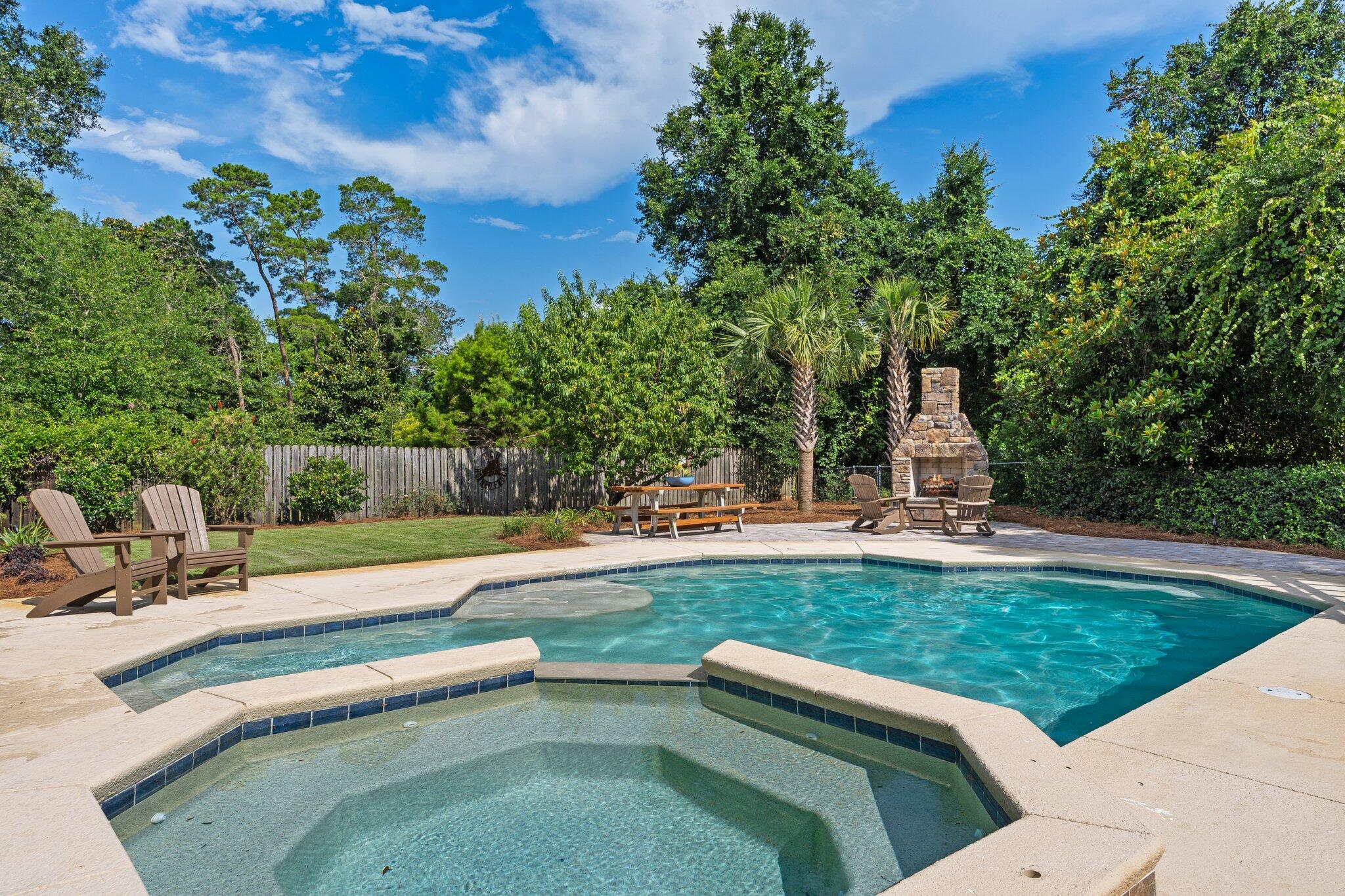 WINDSOR FOREST - Residential