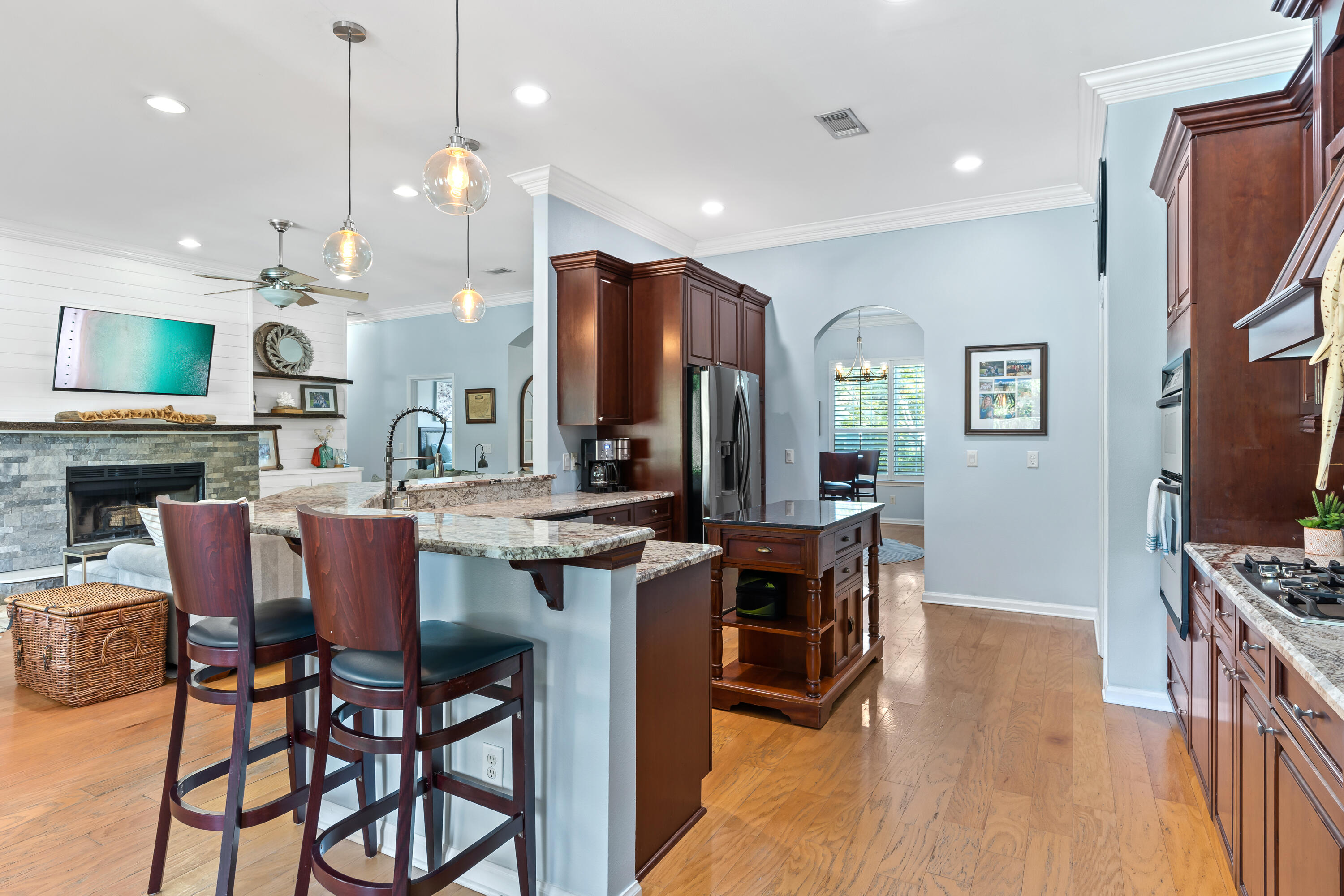 WINDSOR FOREST - Residential