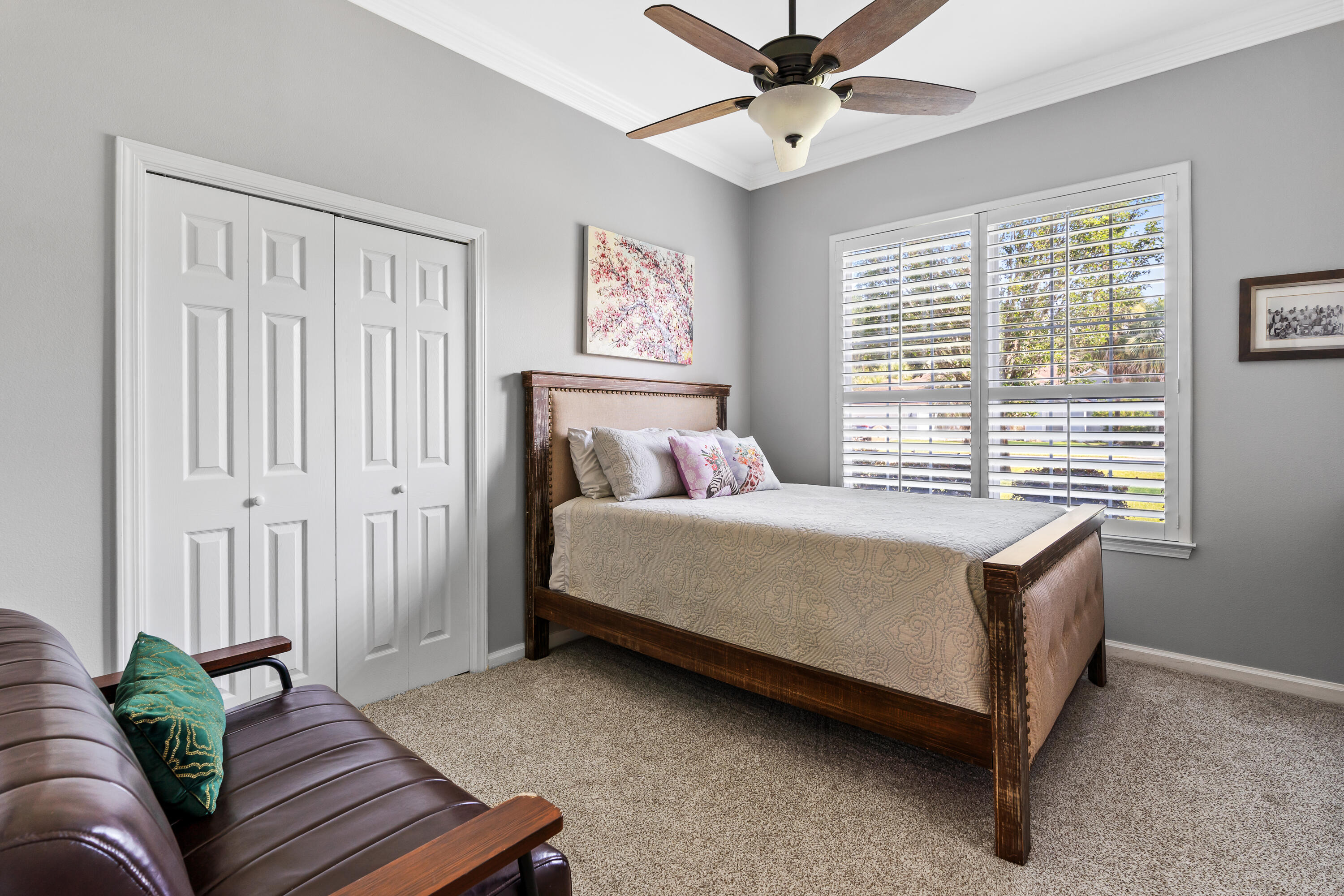 WINDSOR FOREST - Residential