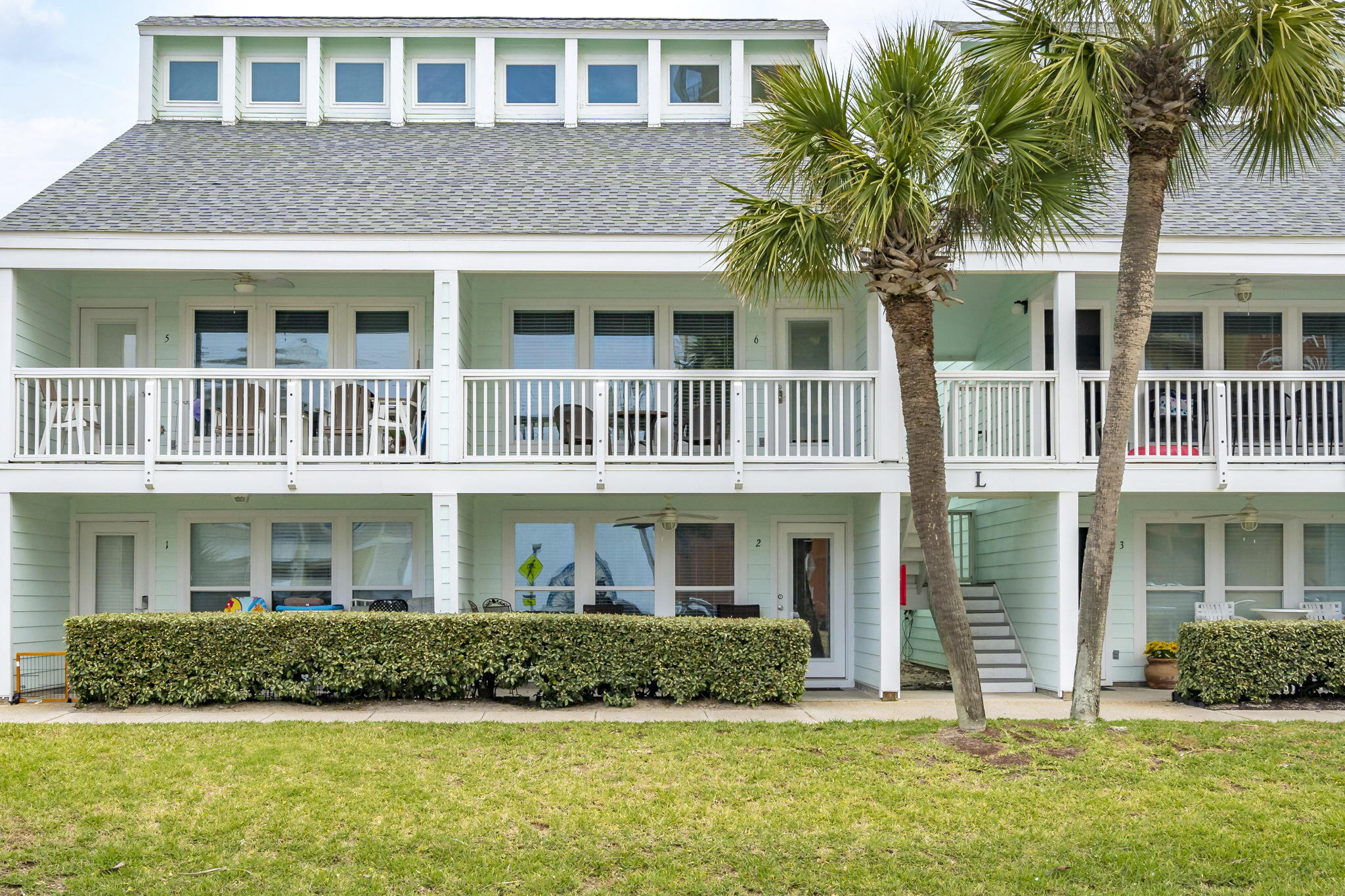 SOUTHWIND 2 CONDO - Residential