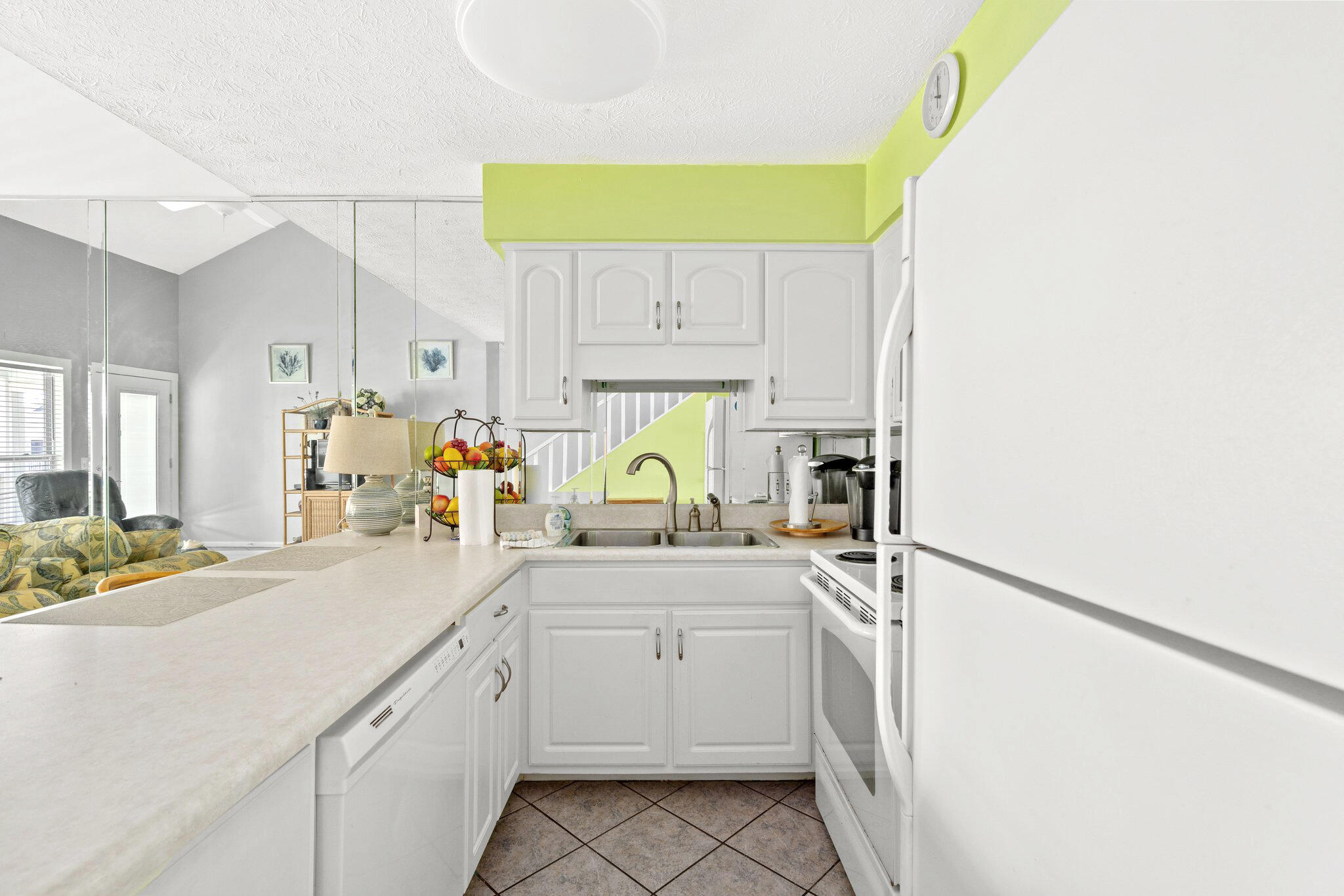 SOUTHWIND 2 CONDO - Residential