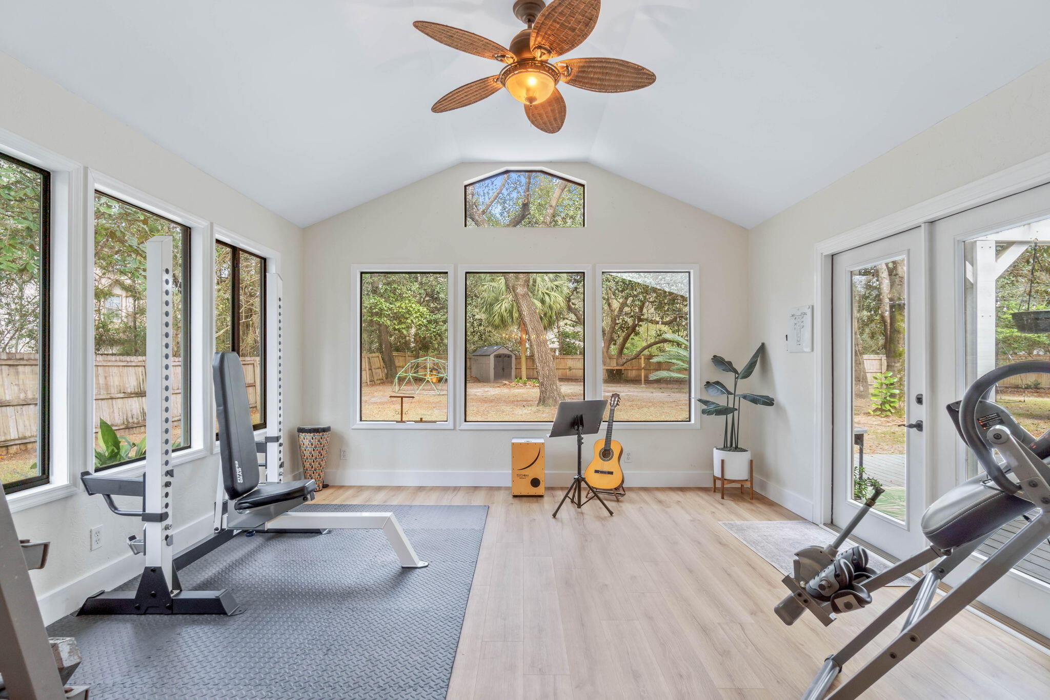 WINDWARD PH 1 BLUEWATER BAY - Residential