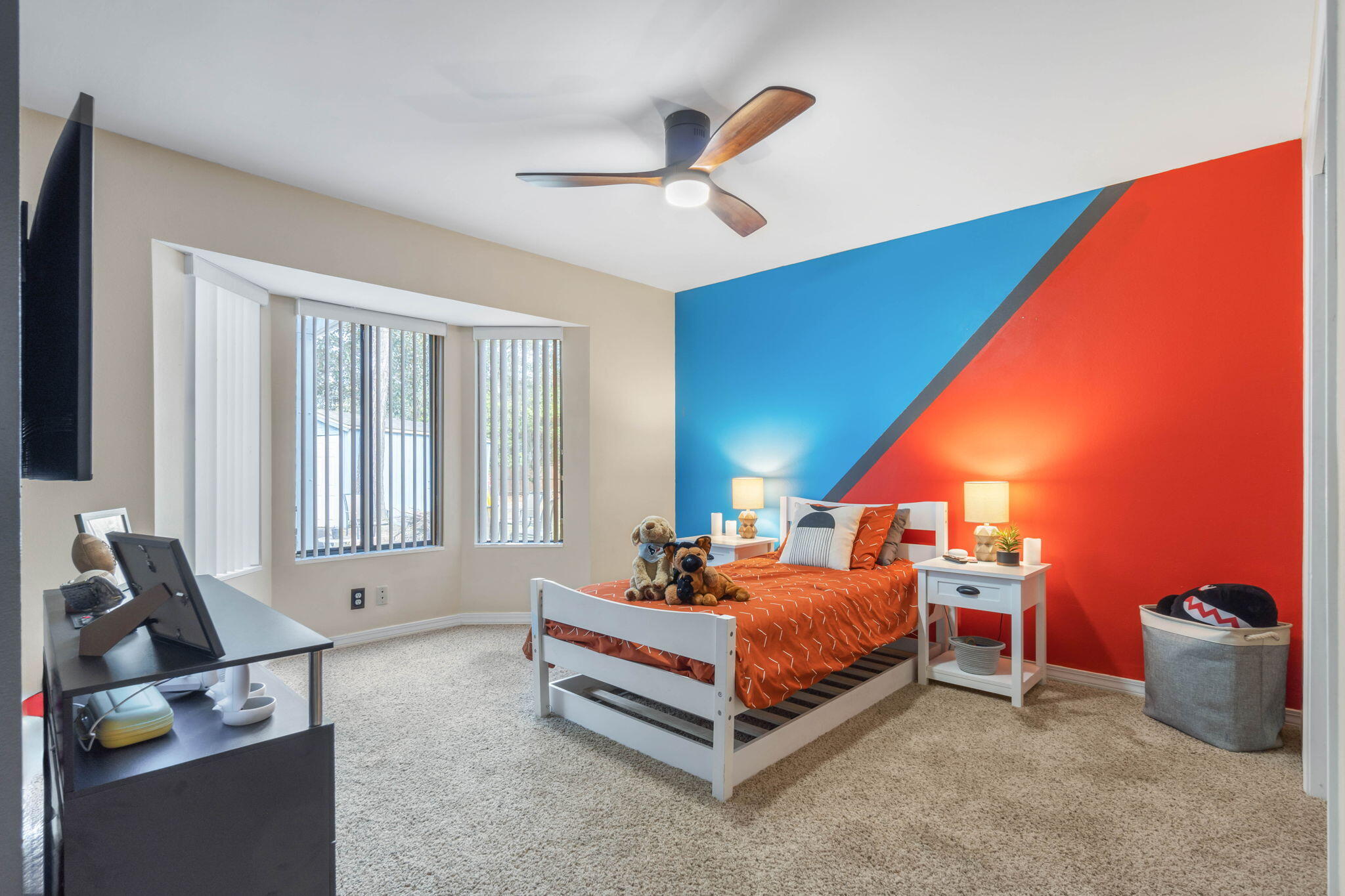 WINDWARD PH 1 BLUEWATER BAY - Residential