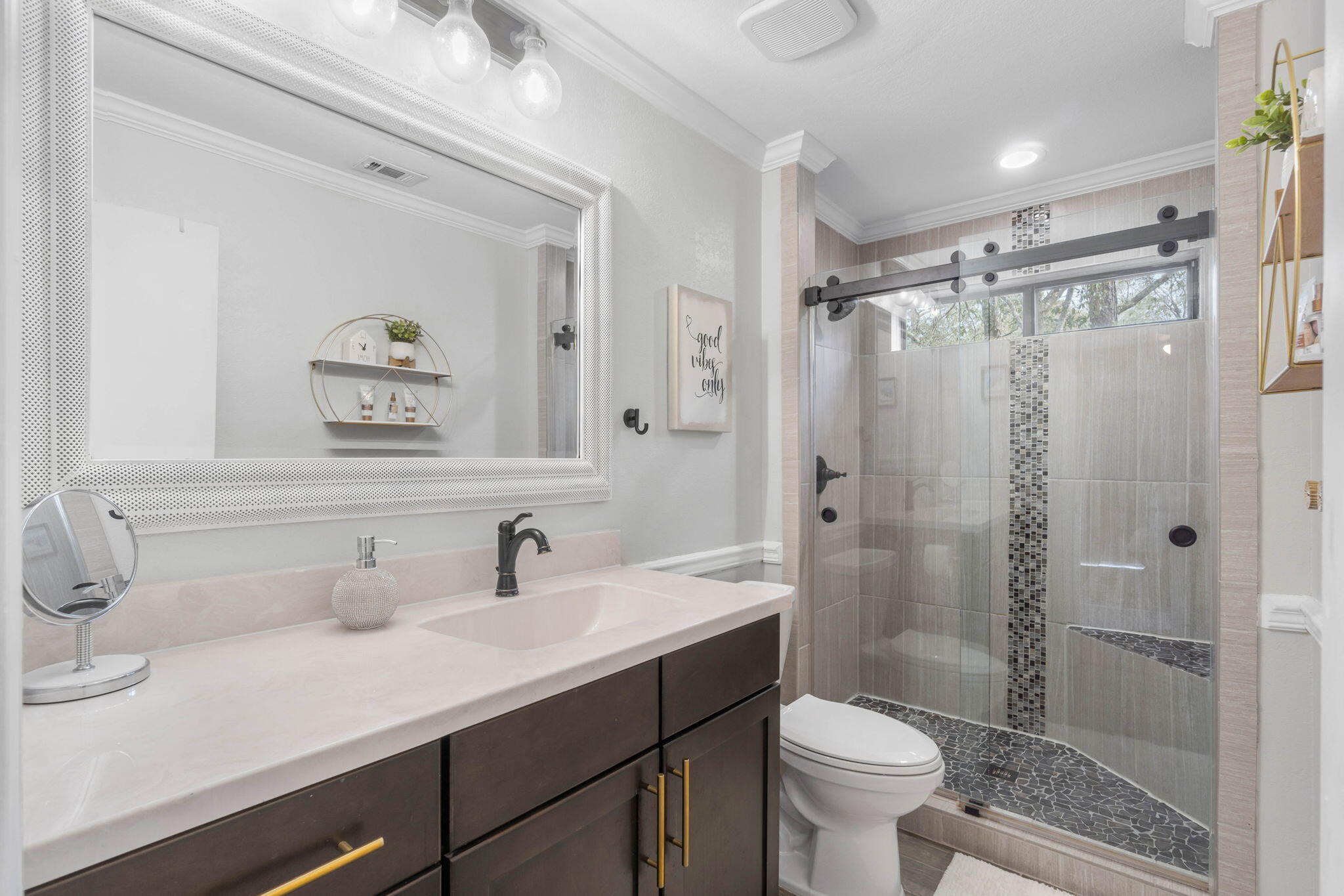 WINDWARD PH 1 BLUEWATER BAY - Residential