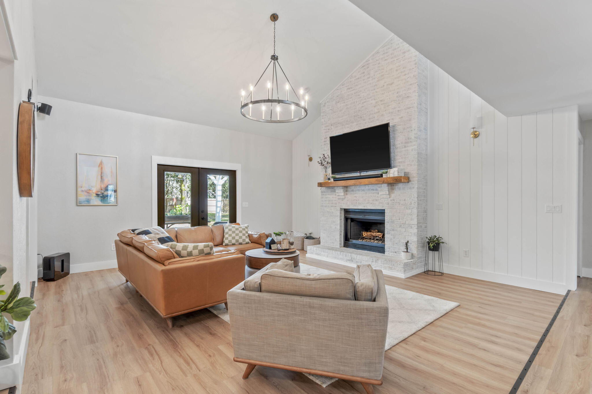 WINDWARD PH 1 BLUEWATER BAY - Residential