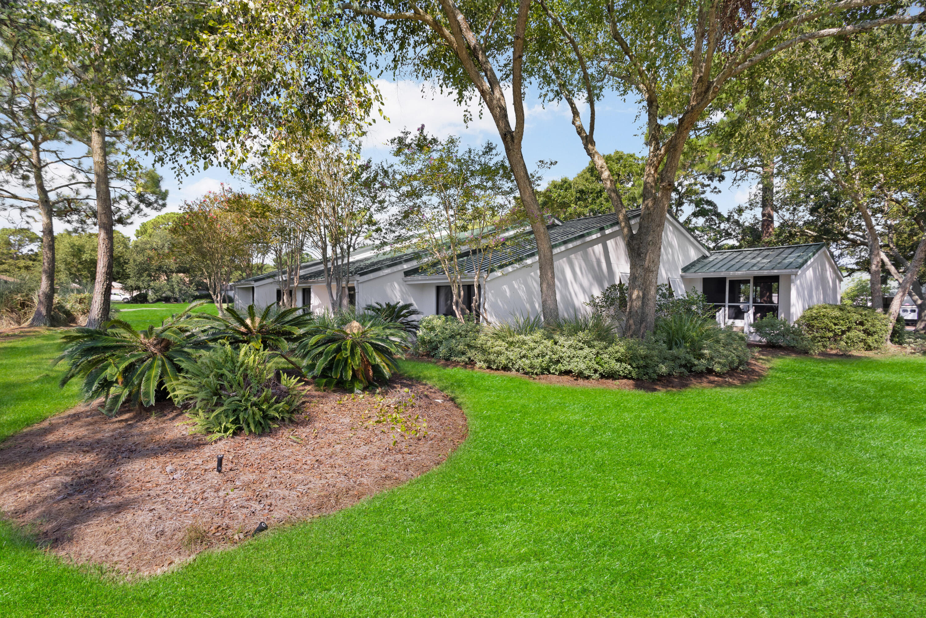 BAYOU VILLAGE CONDO PH 2 - Residential