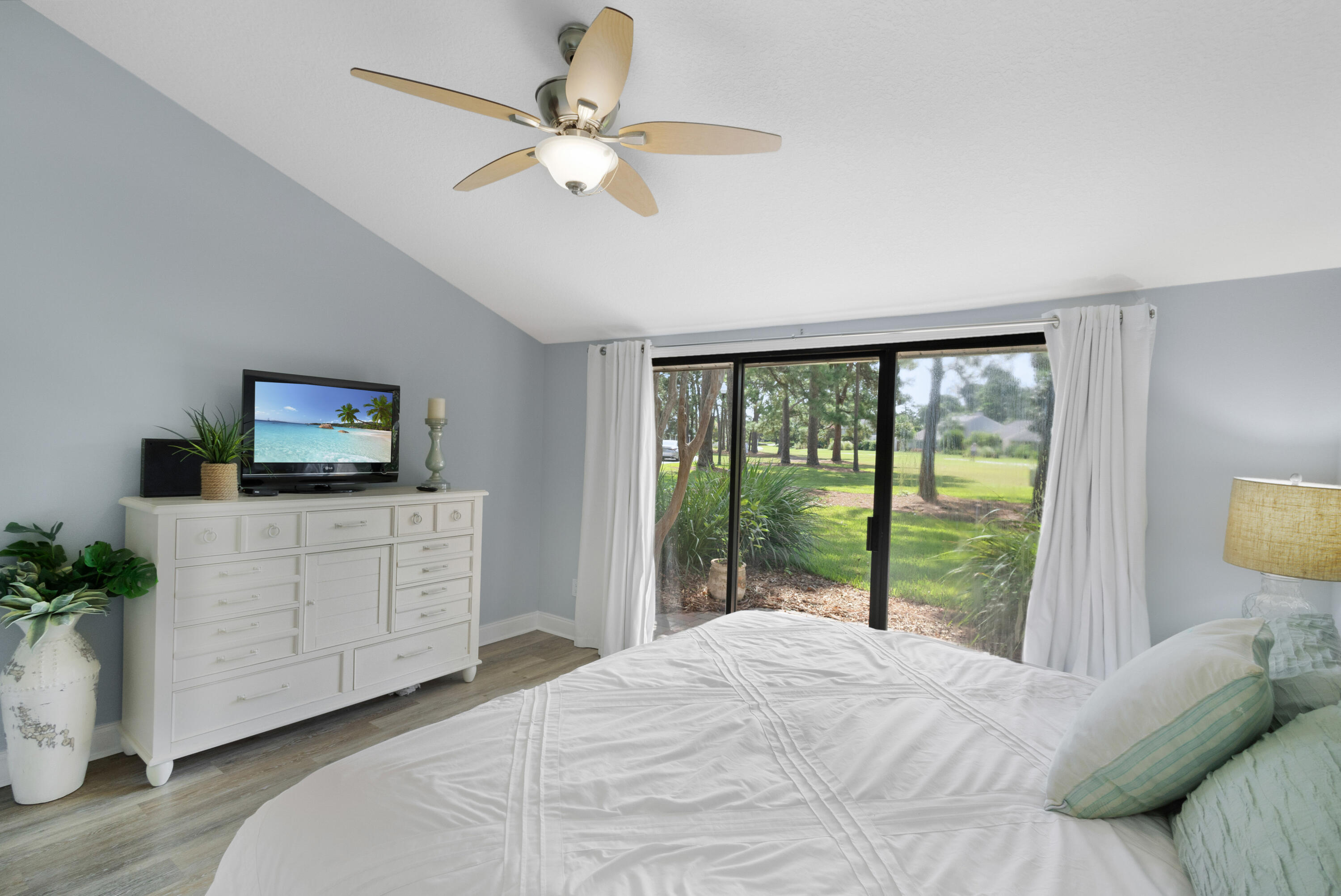 BAYOU VILLAGE CONDO PH 2 - Residential