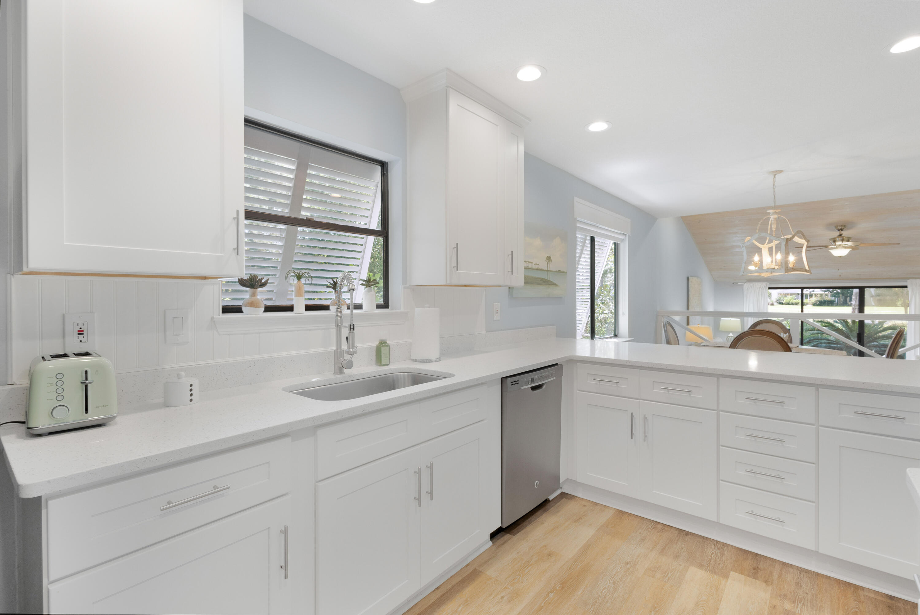 BAYOU VILLAGE CONDO PH 2 - Residential