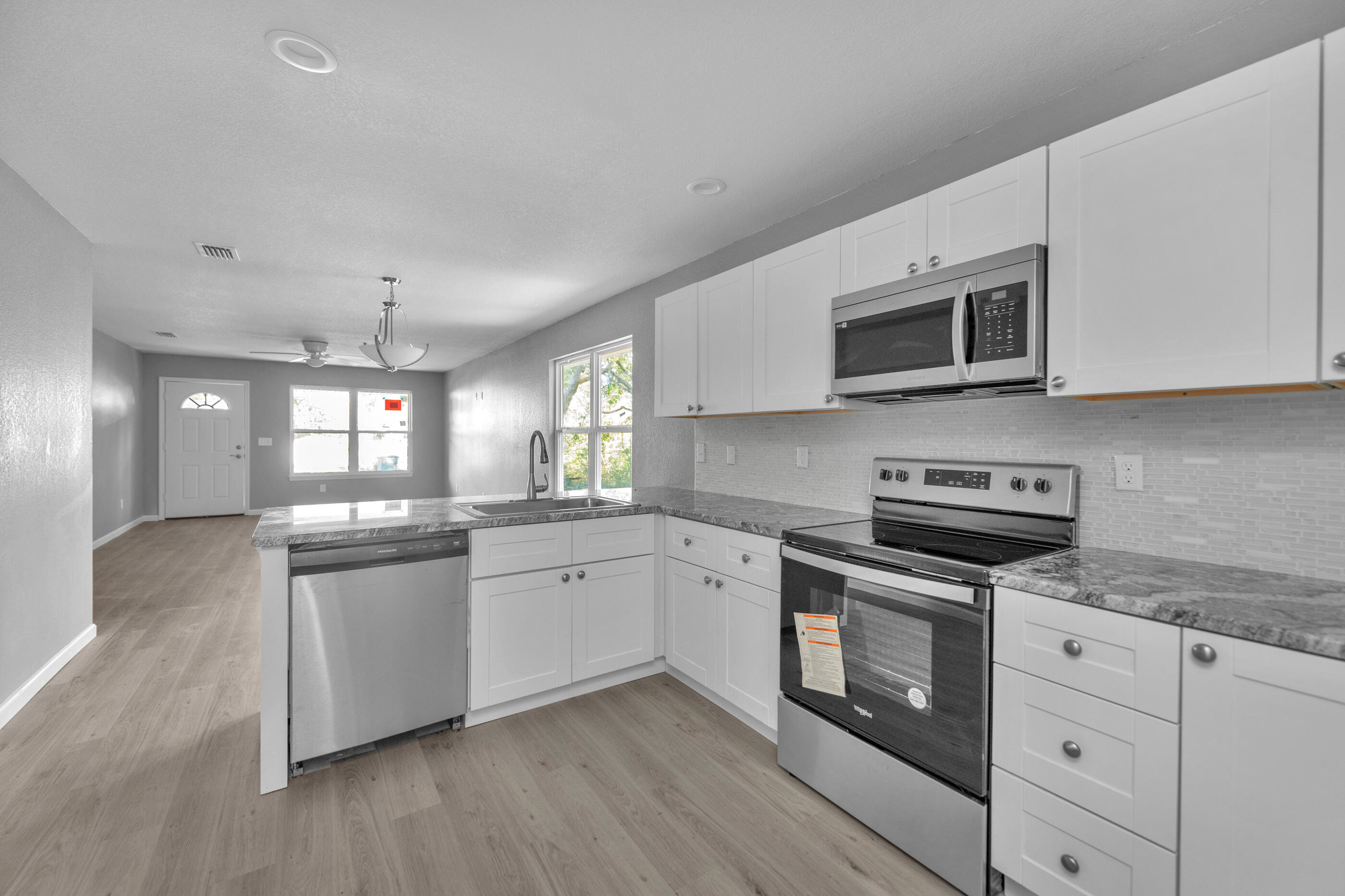 AVERITT ADD TO CRESTVIEW - Residential