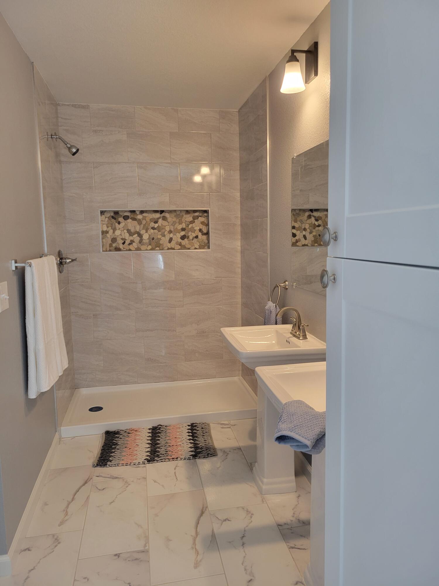 AVERITT ADD TO CRESTVIEW - Residential
