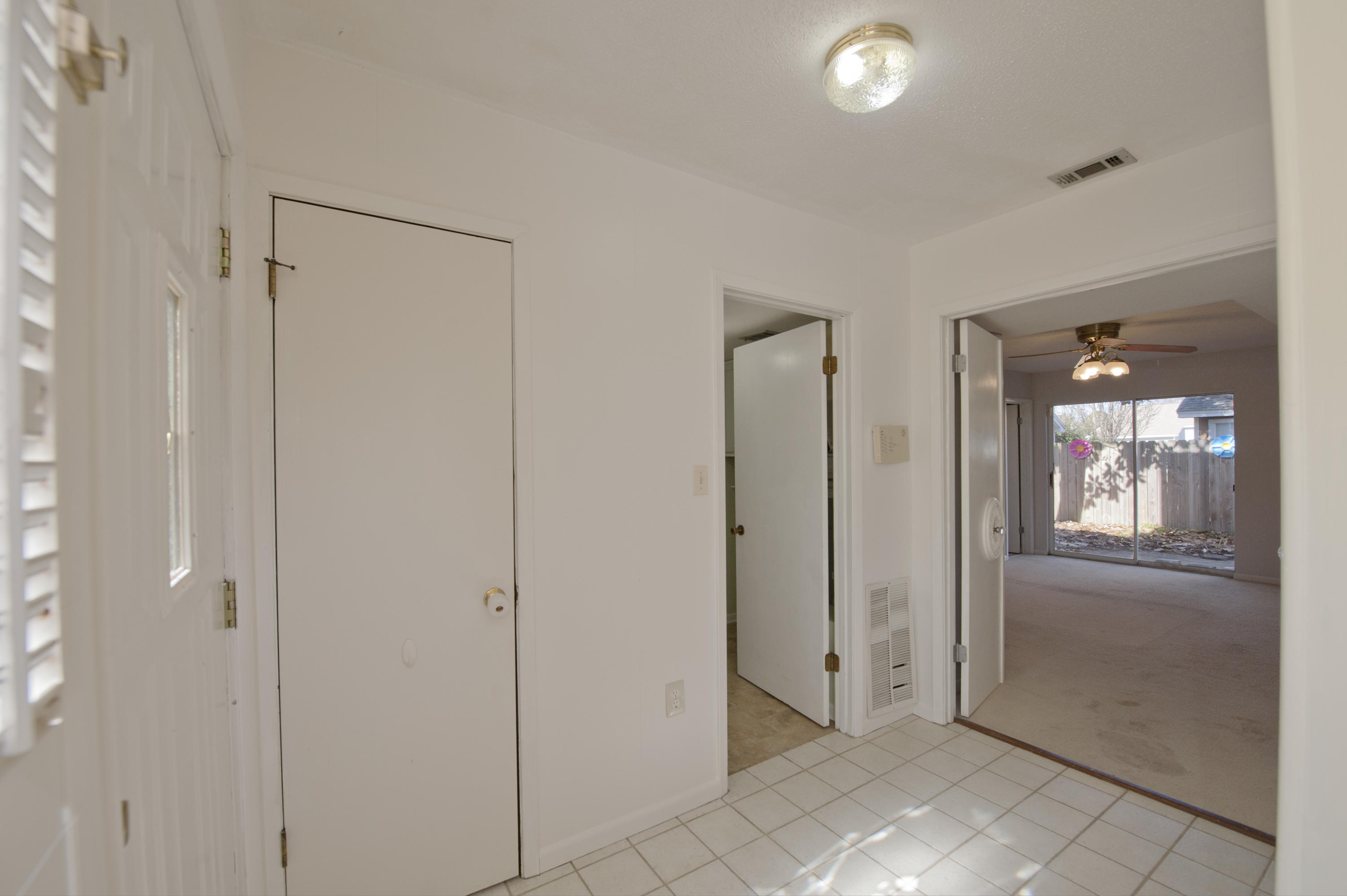 CANTERBURY WOODS - Residential