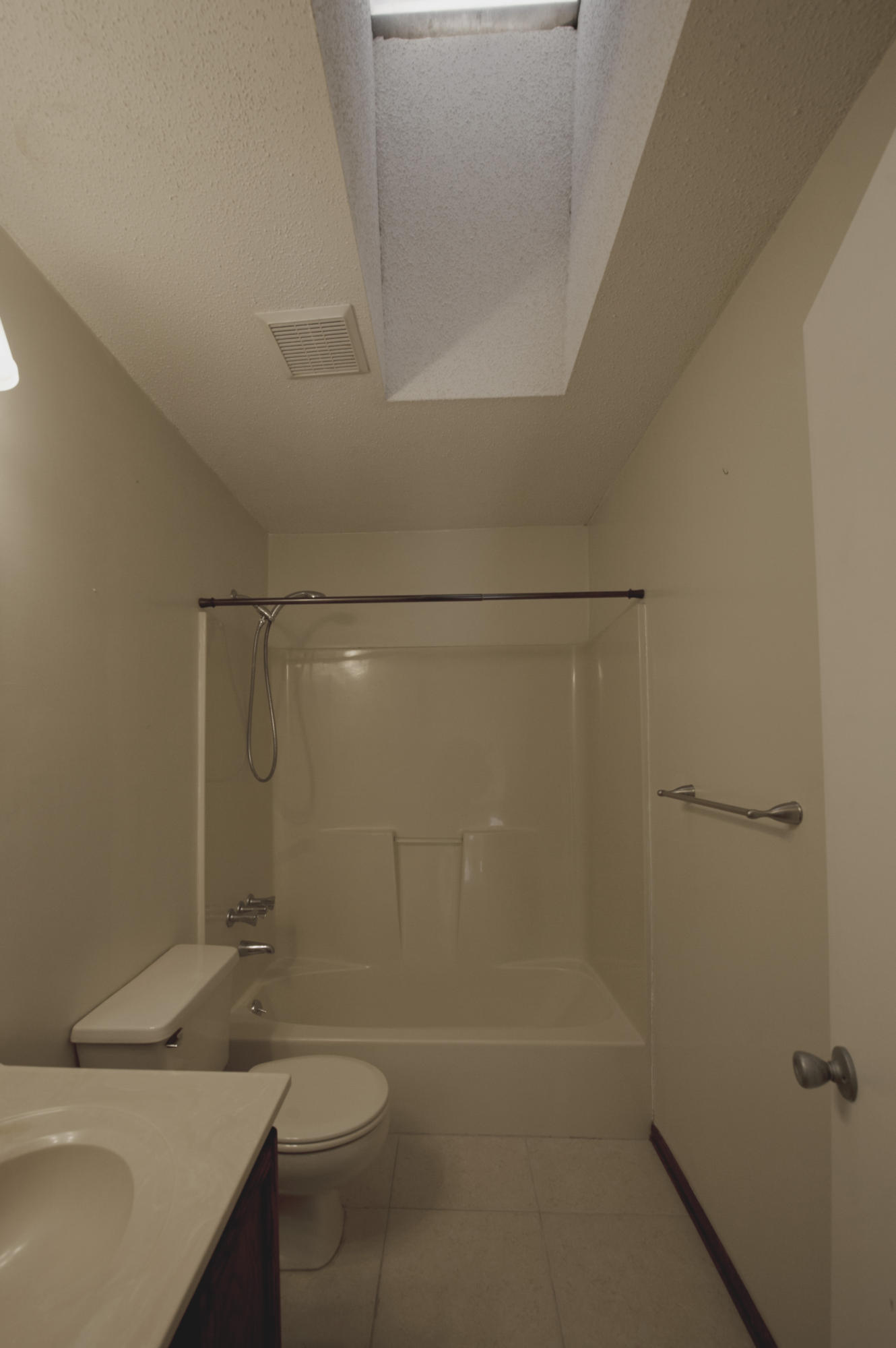 CANTERBURY WOODS - Residential