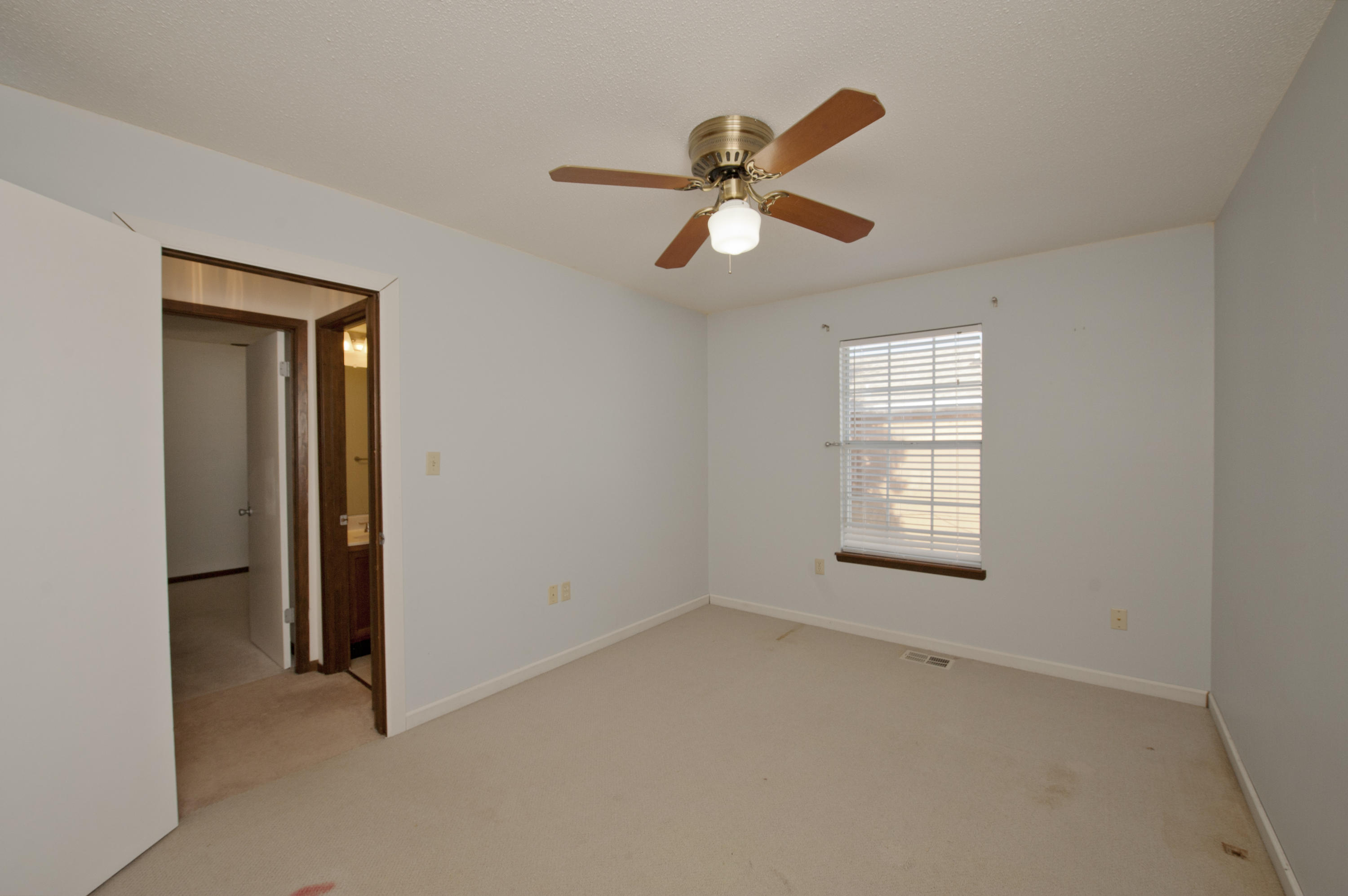 CANTERBURY WOODS - Residential