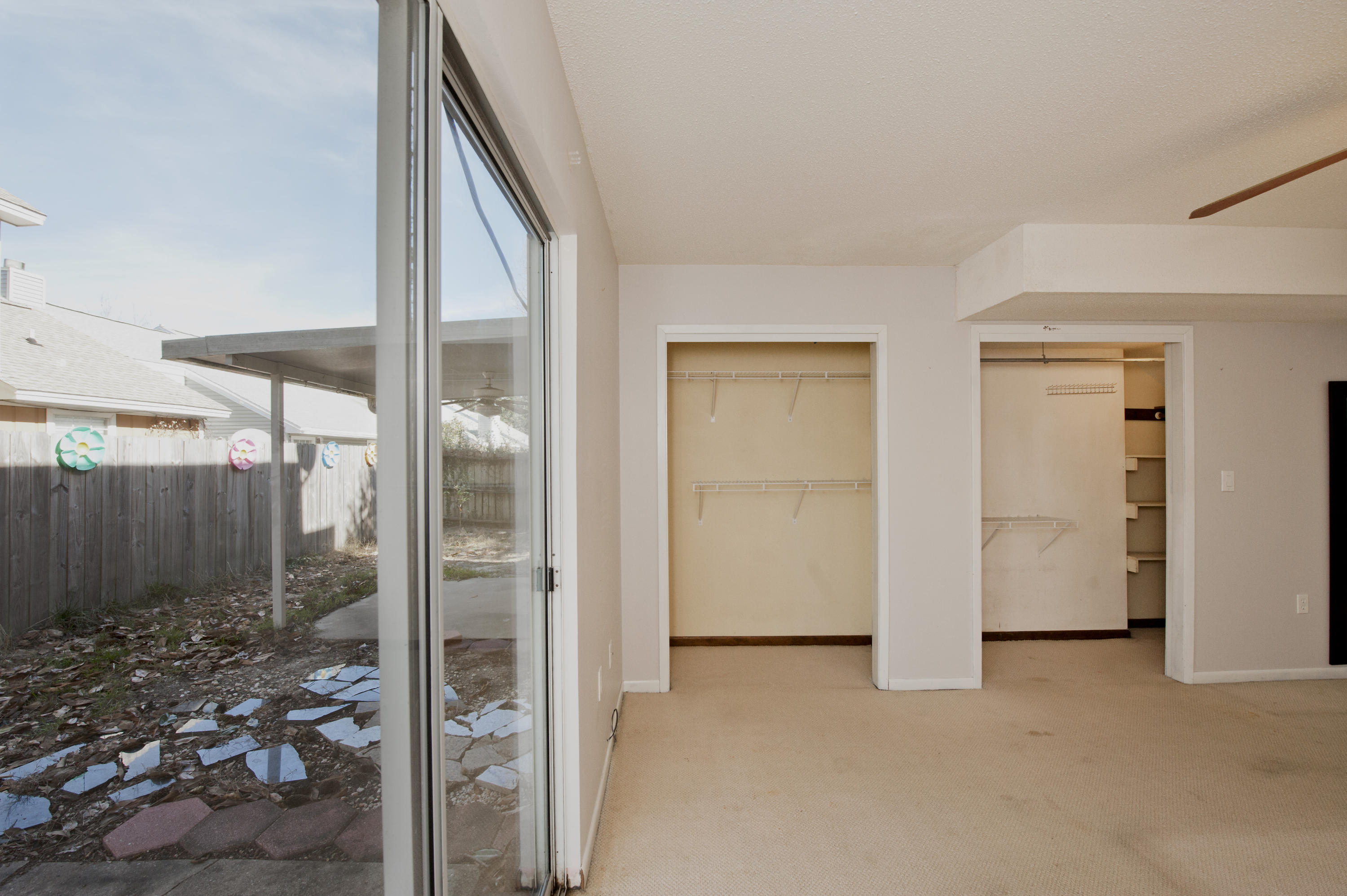 CANTERBURY WOODS - Residential