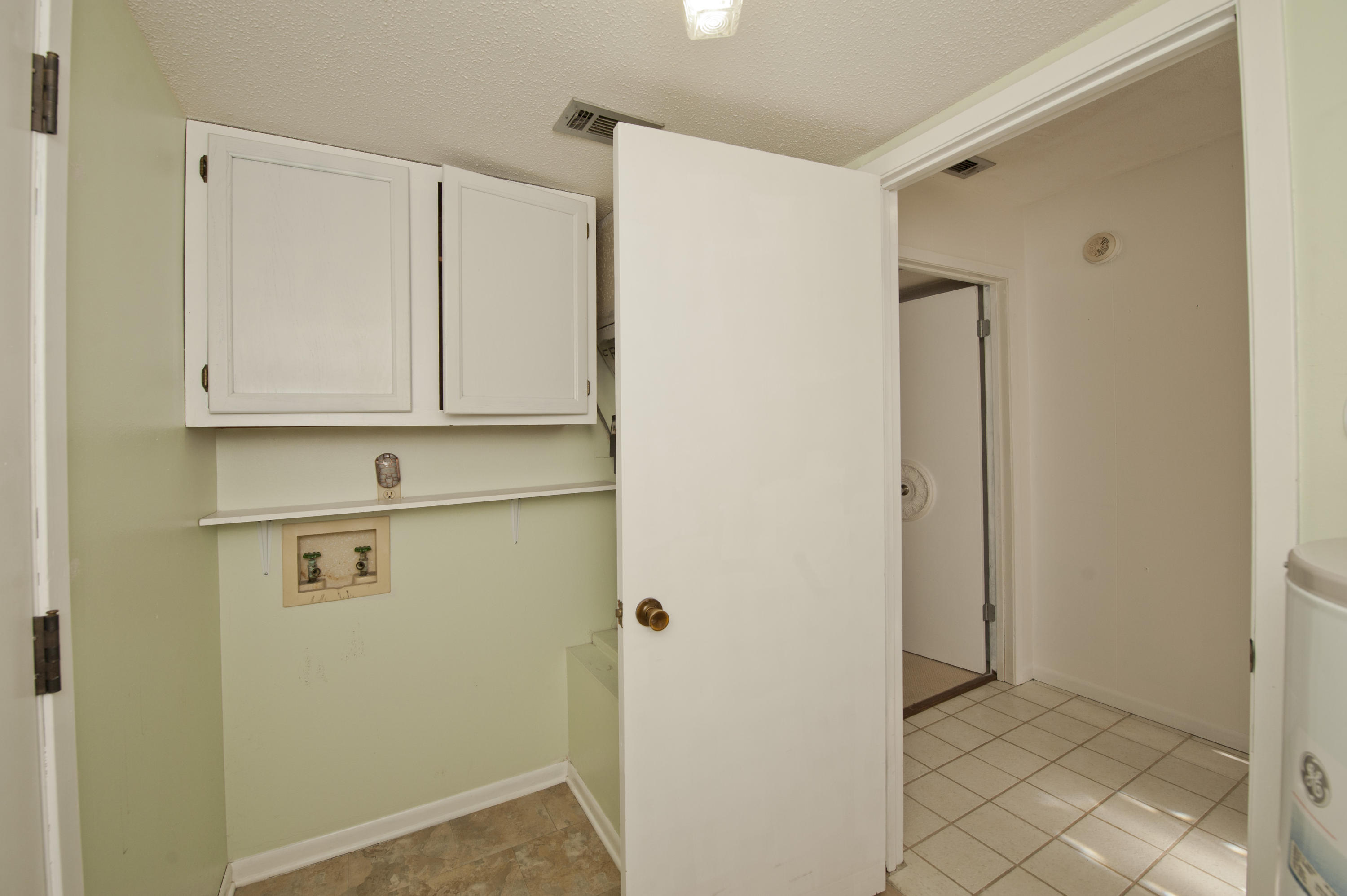 CANTERBURY WOODS - Residential