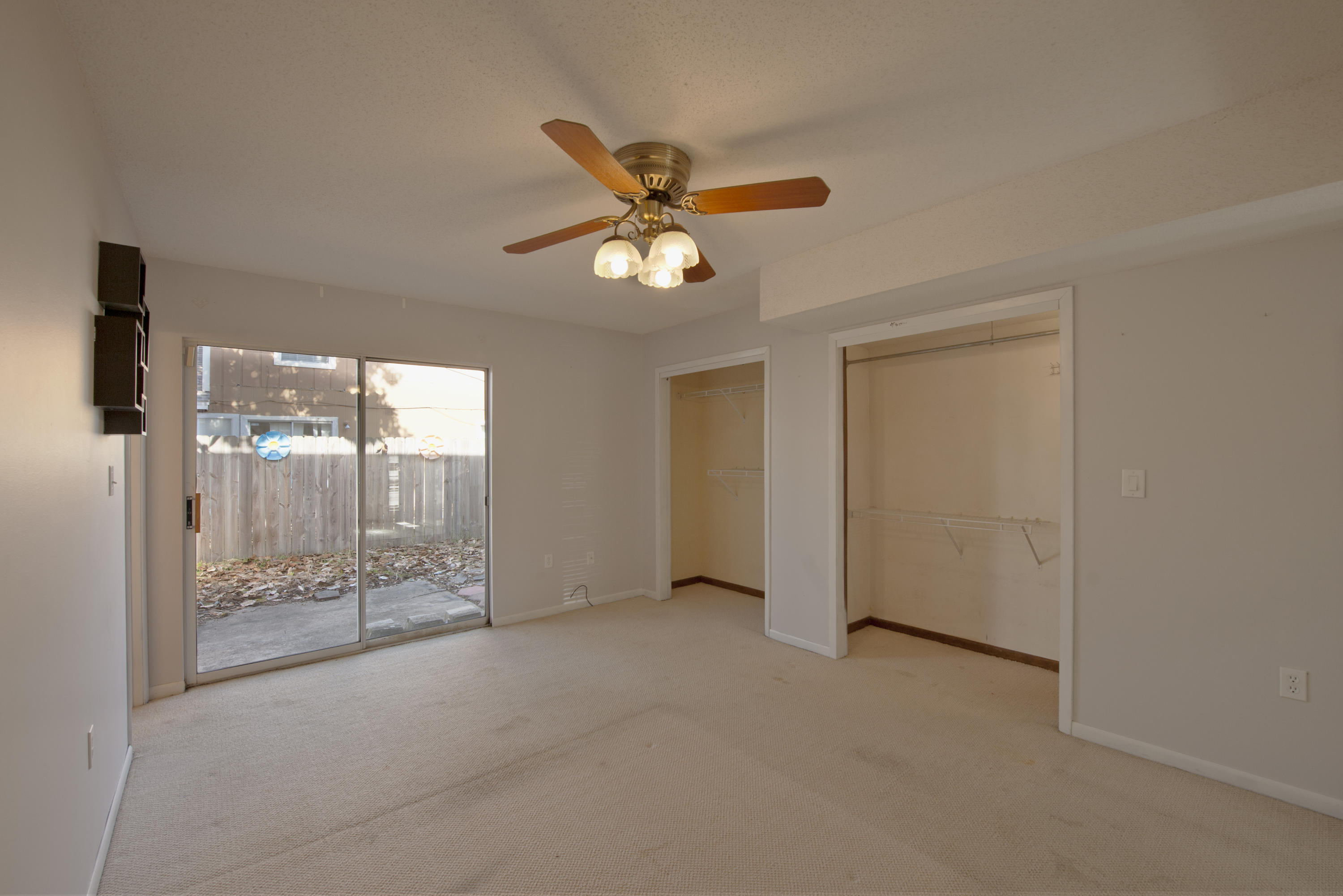 CANTERBURY WOODS - Residential