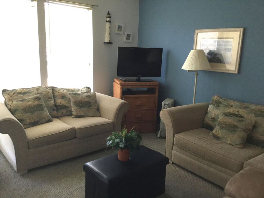 Great Price on a Sandpiper Cove Studio. This unit is a quick walk to the deeded beach access.Very clean unit and great view off of the balcony. Sandpiper Cove offers many amenities for the entire family. 1100 feet of Gulf frontage, 5 swimming pools (2 heated), 3 hot tubs, canal dockage, boat launch, owners marina, and Par 3 Nine hole pitch and putt golf course. Also on site is the best restaurant on the Destin Harbor Louisiana Lagniappe. Twenty four hour gate and roving courtesy patrol completes this unique amenity package.