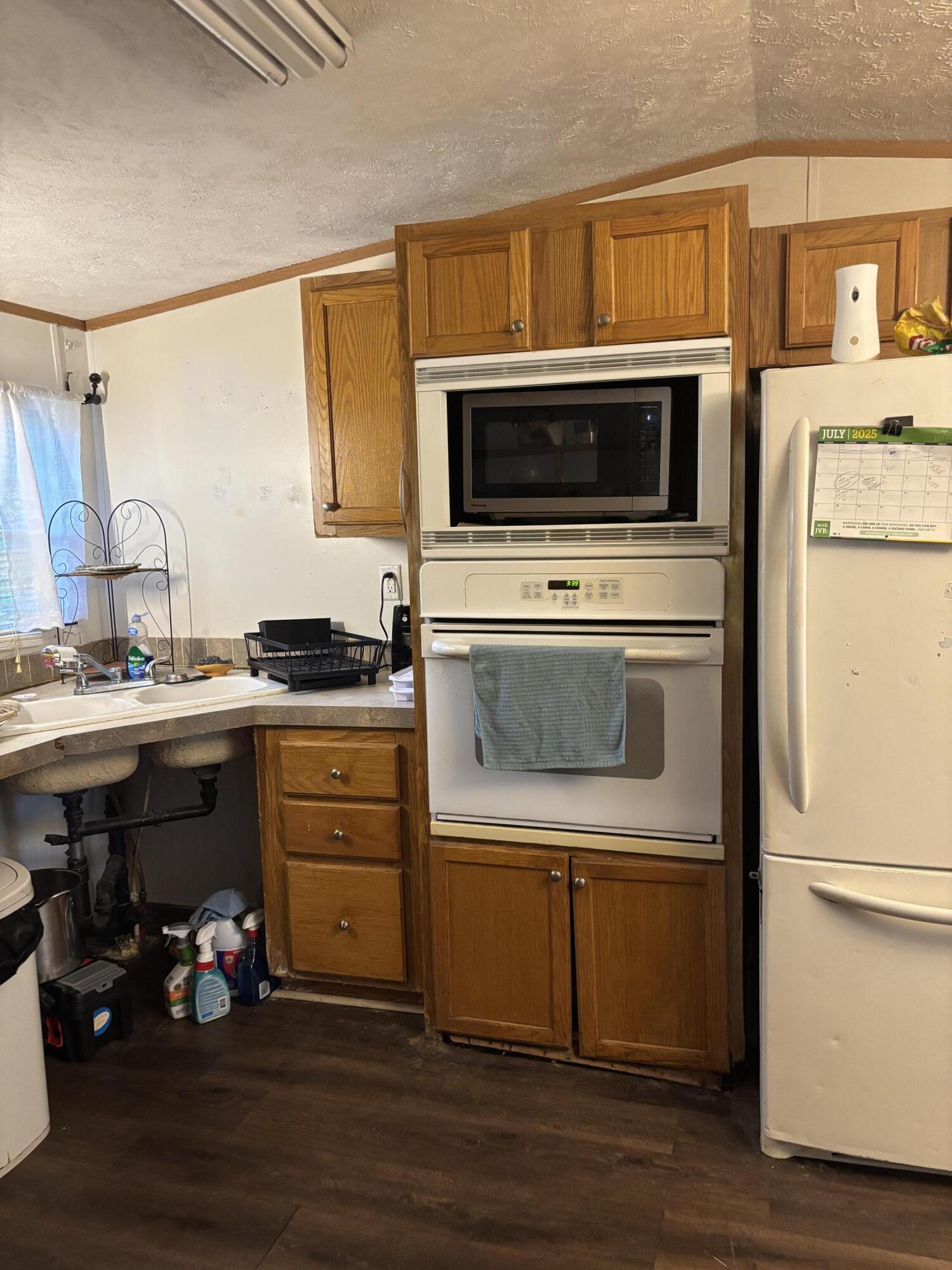 OAKWOOD HILLS UNIT 1 - Residential
