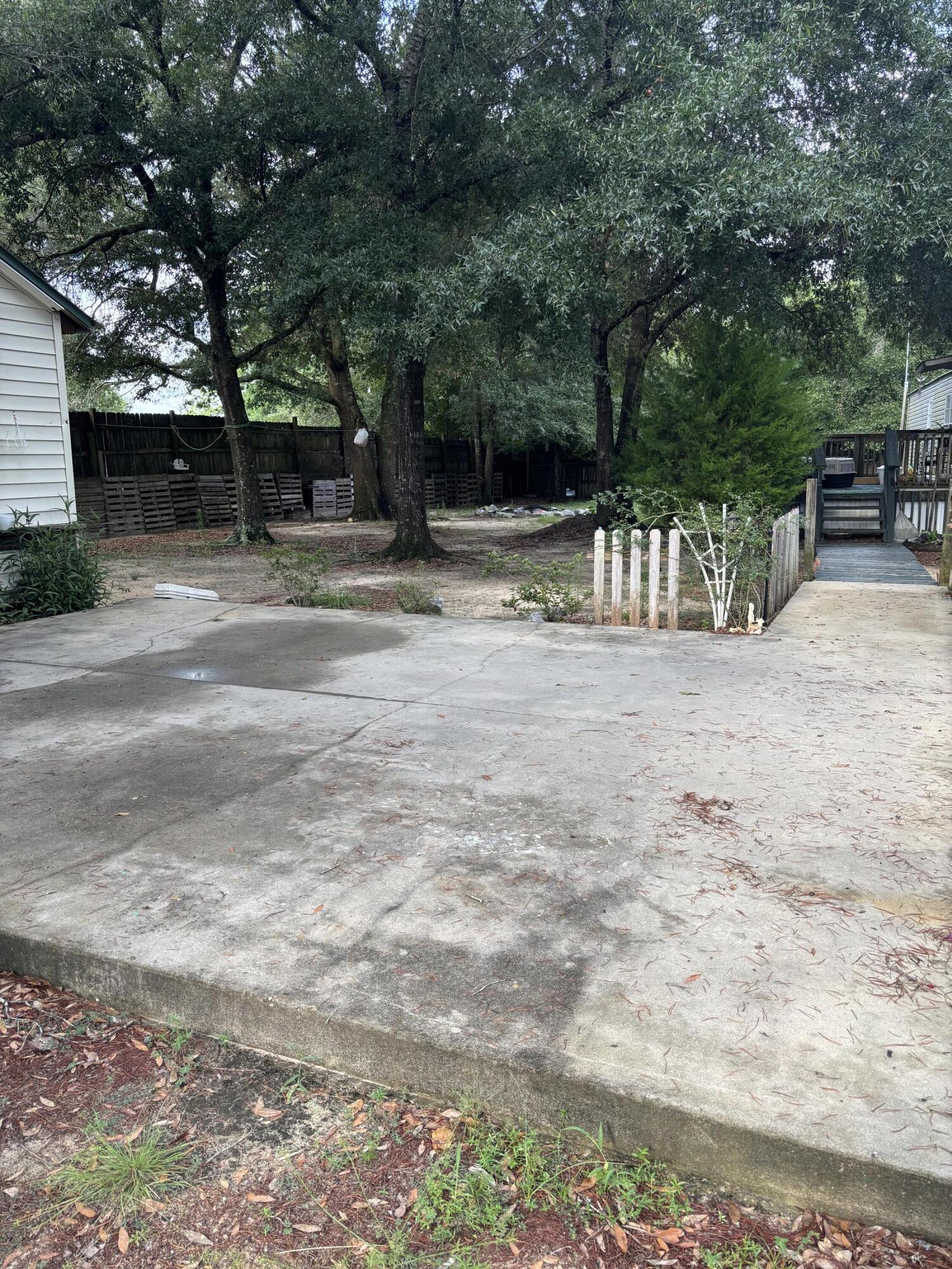 OAKWOOD HILLS UNIT 1 - Residential