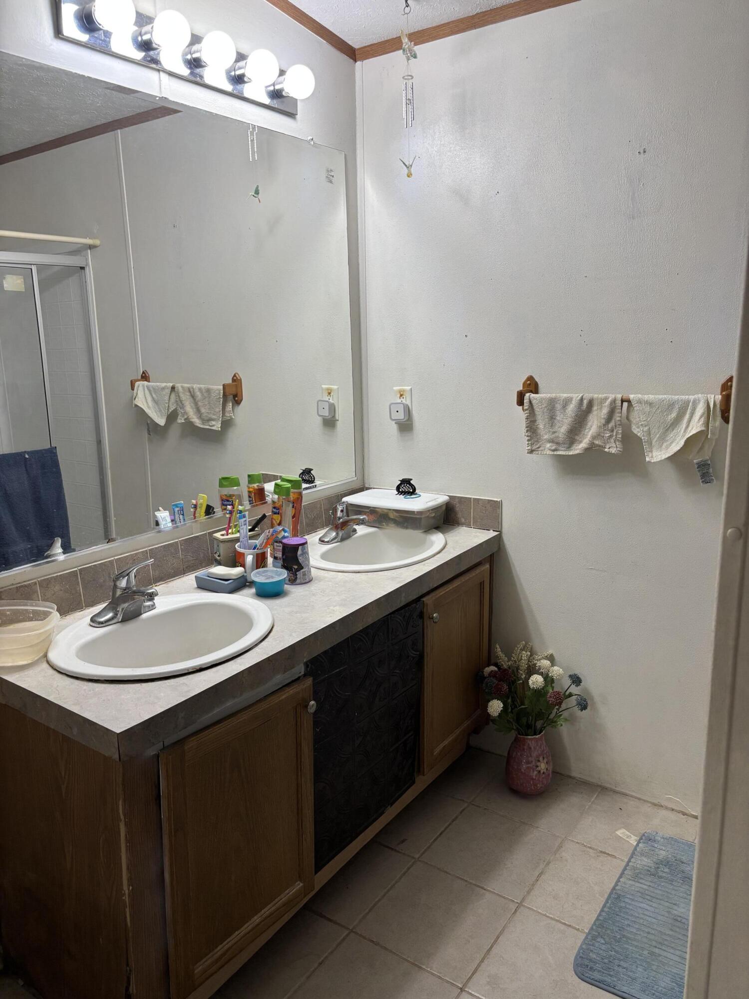 OAKWOOD HILLS UNIT 1 - Residential