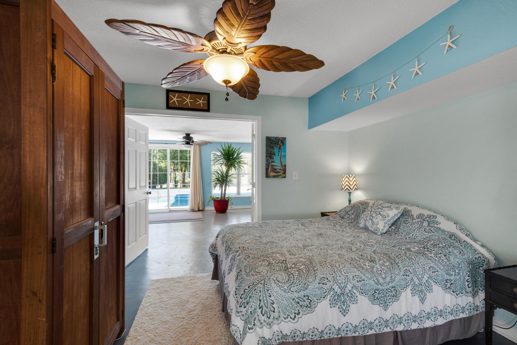 EDGEWATER VILLAGE NORTH - Residential