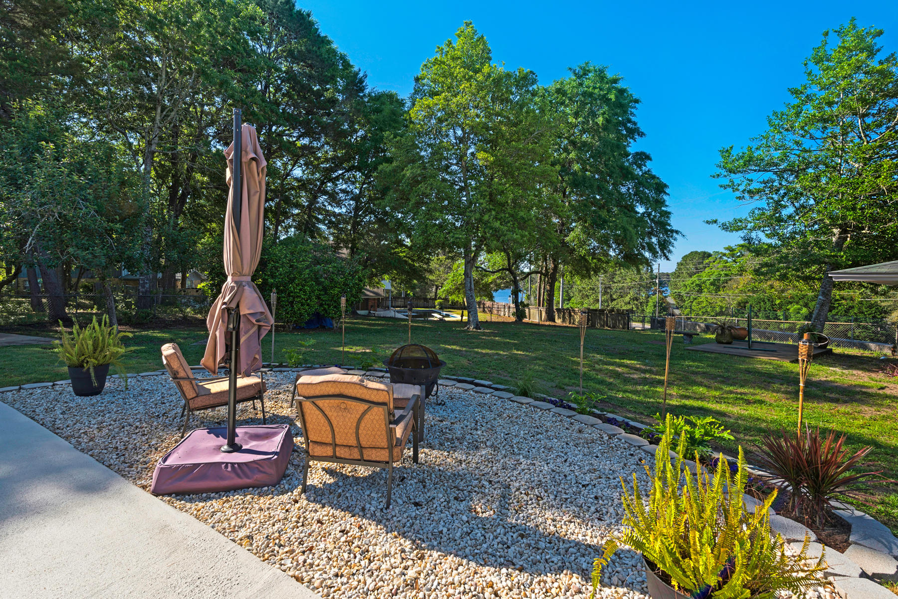 EDGEWATER VILLAGE NORTH - Residential