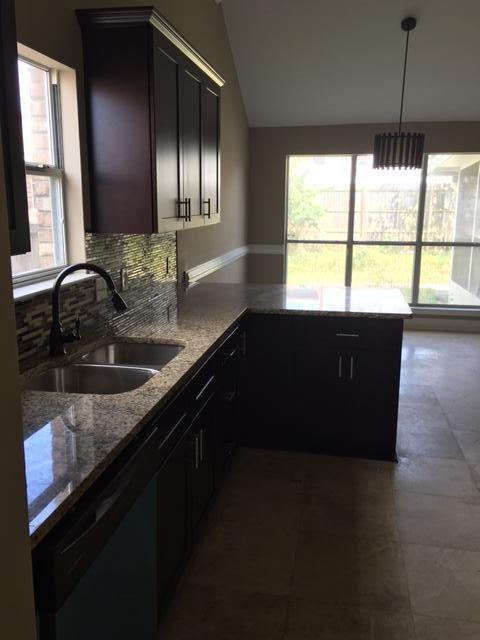 HARBOR BREEZE - Residential