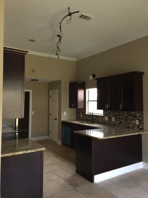 HARBOR BREEZE - Residential