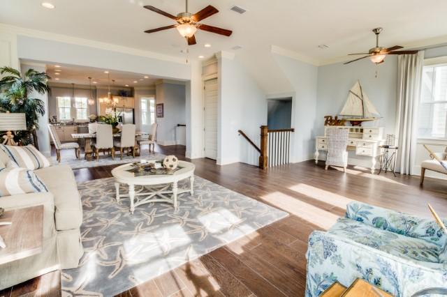 HIGHLAND PARKS - Residential