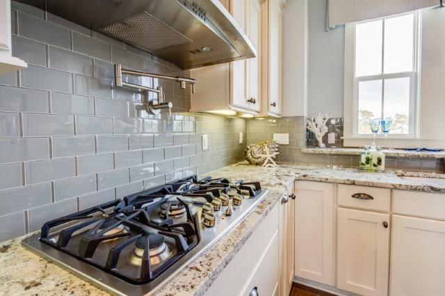 HIGHLAND PARKS - Residential